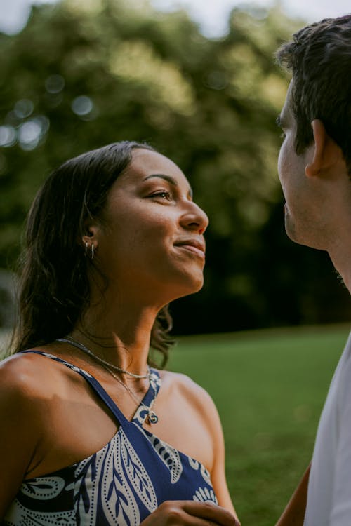 {{https://mixerdates.com/?ch=mixerblog}}How to Write a Dating Profile That Actually Gets You Dates