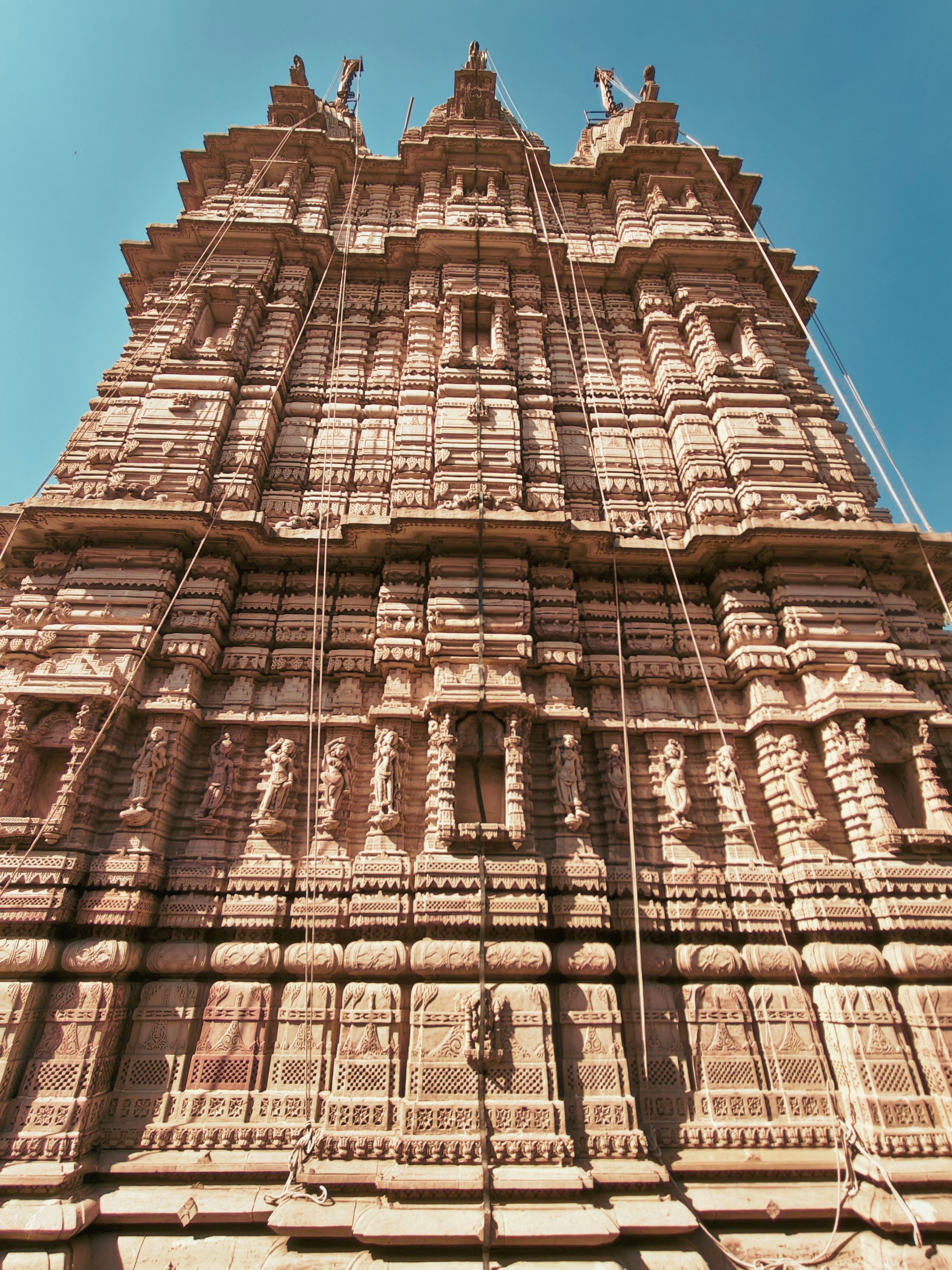 Magnificent Ancient Indian Temple Architecture · Free Stock Photo