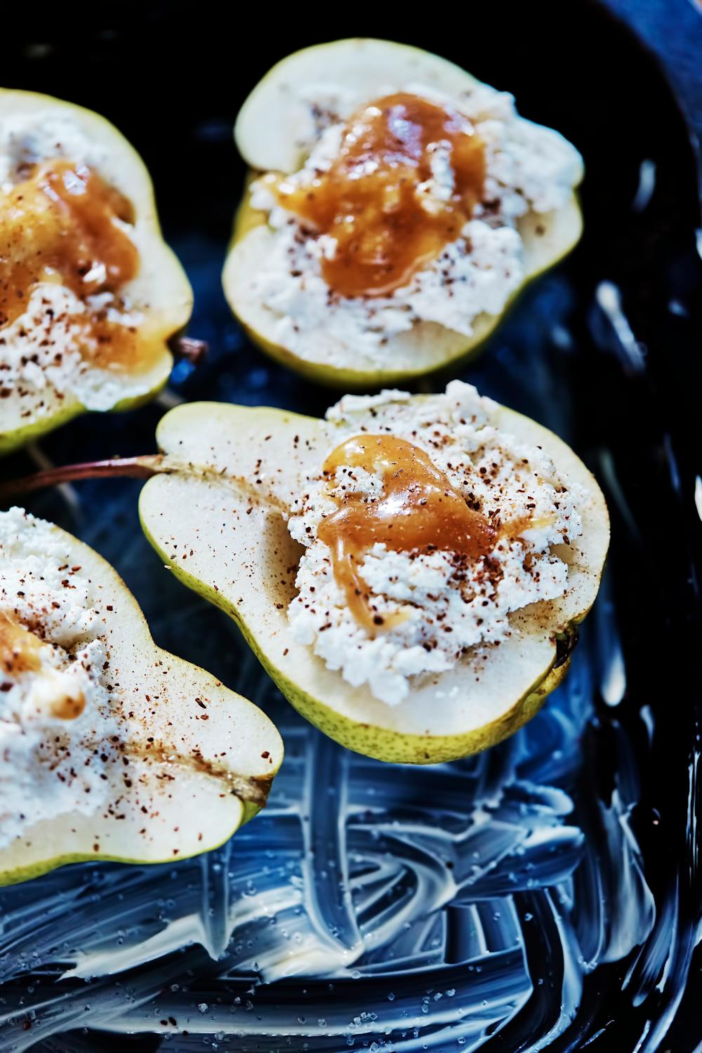 Caramelized Pears with Cinnamon and Honey
