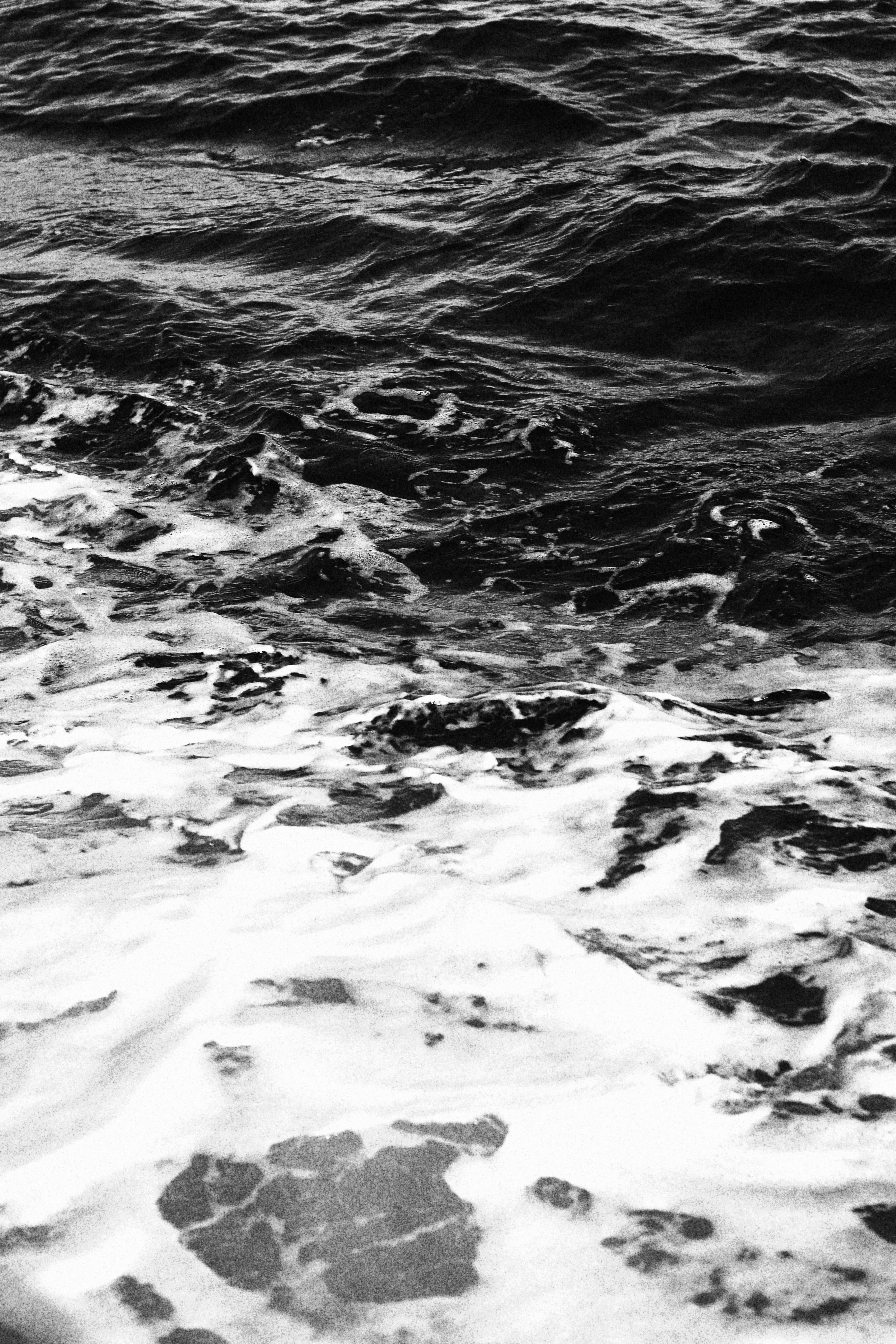 Black and White Ocean Wave Texture Scene · Free Stock Photo