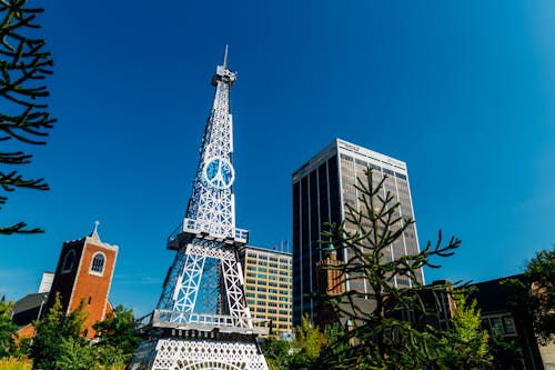 Gratis Torre Eiffel Marrone Foto a disposizione