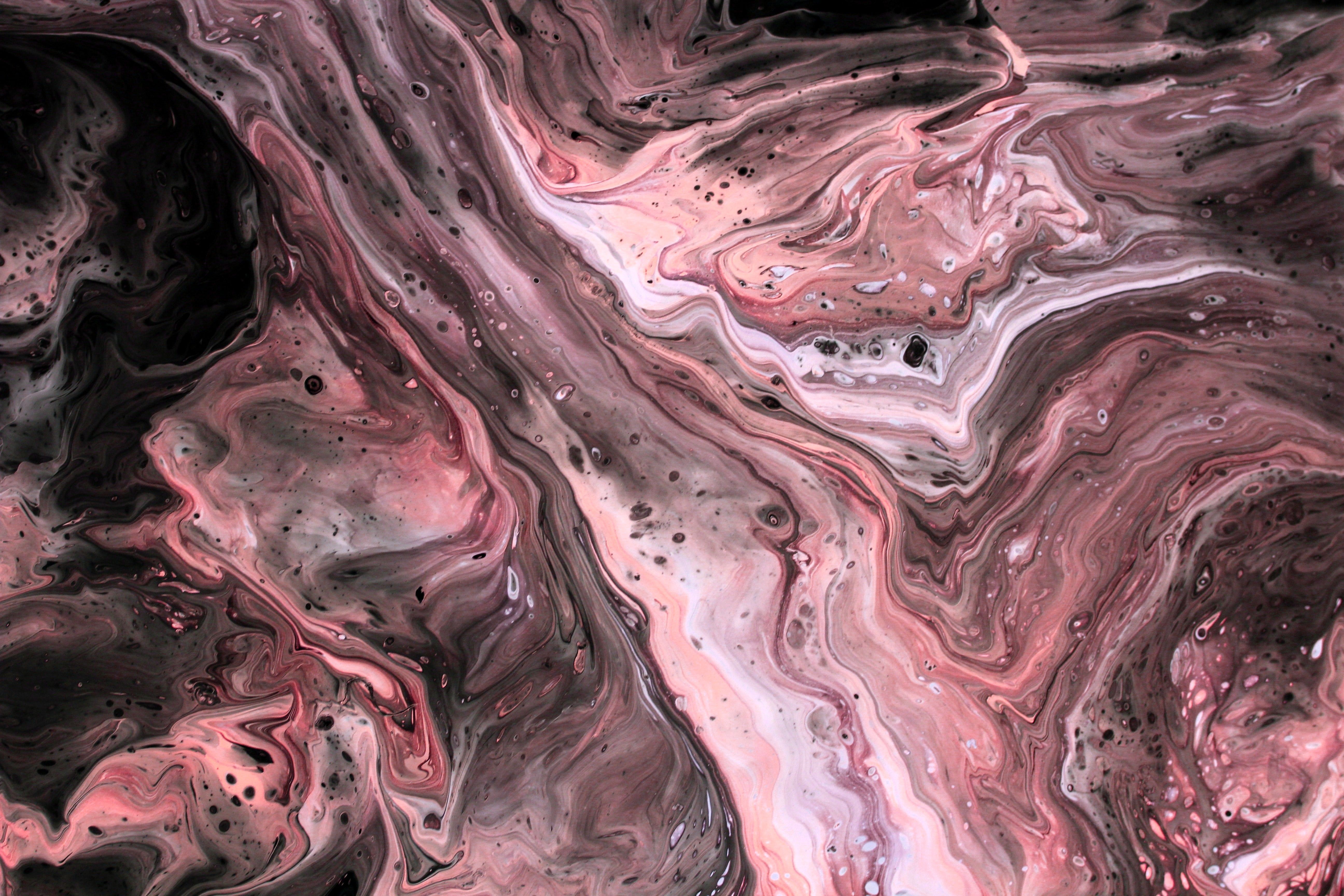Abstract Fluid Art with Pink and Black Swirls · Free Stock Photo