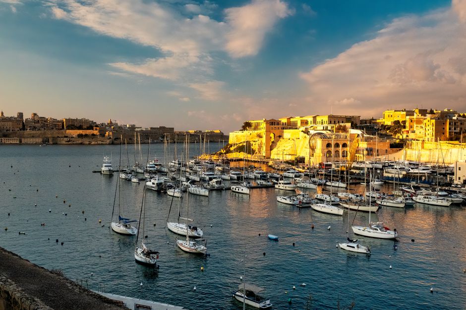 Stunning 2-Day Introduction to Sail Cruising Course in Malta Review: Your Complete Guide to Learning the Ropes Review 2026 - Beautiful view of yachts docked in Valletta's harbor during a vibrant sunset in Malta.