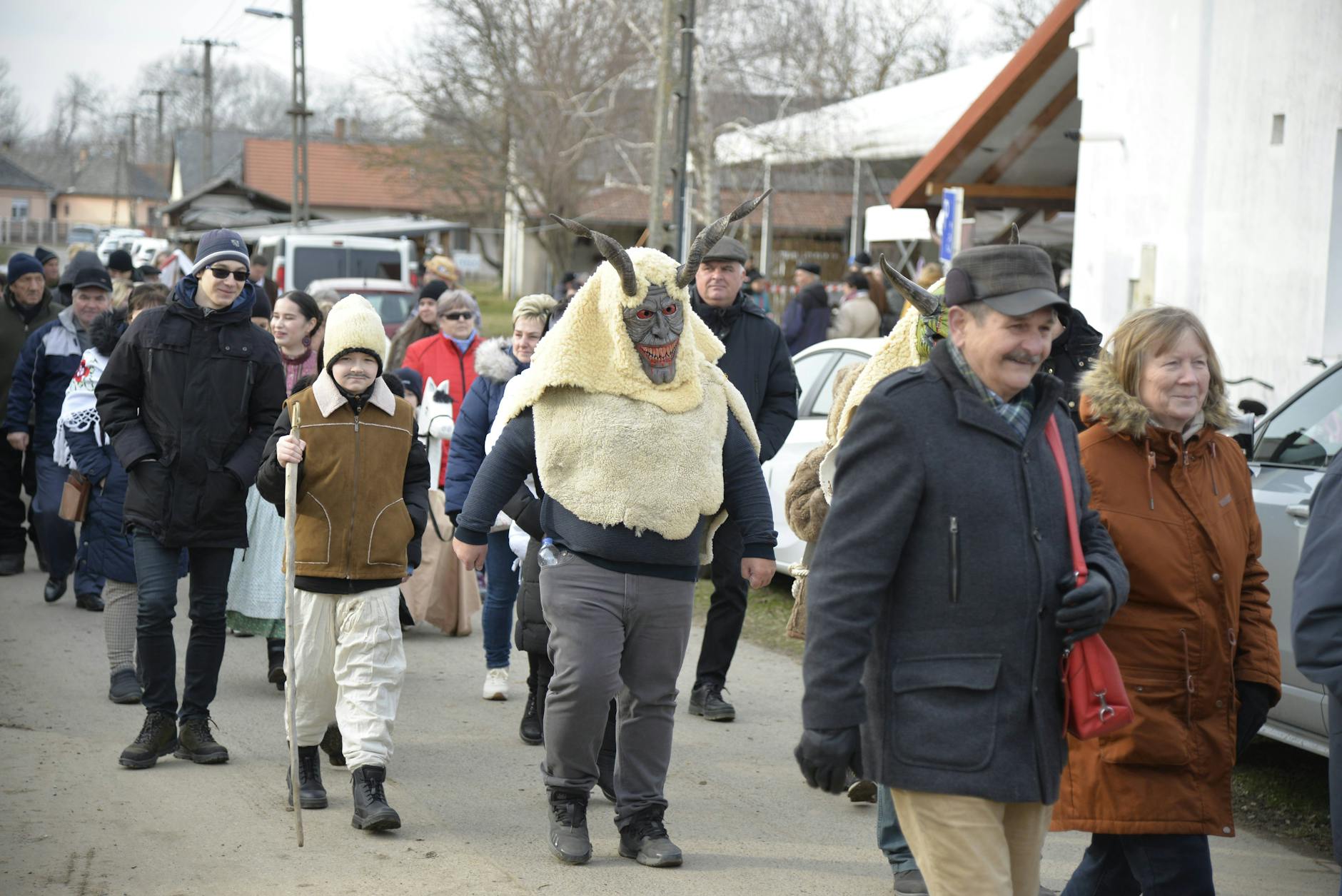 Trump: V Iráne už došlo k „zmene režimu“, vyhlásil z paluby Air Force One