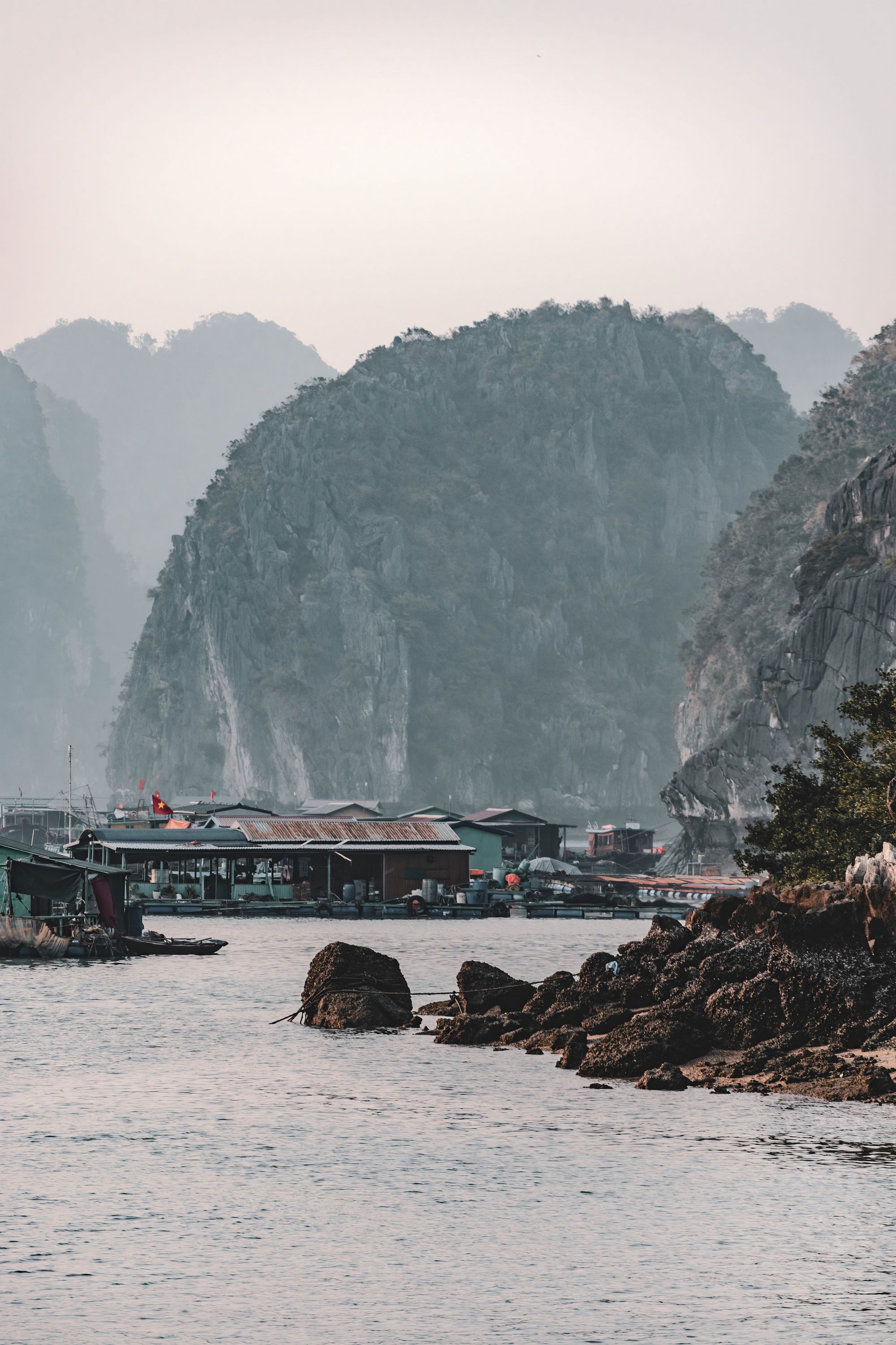 Hanoi – Ha Long Bay – Da Nang – Phu Quoc – 10 Days
