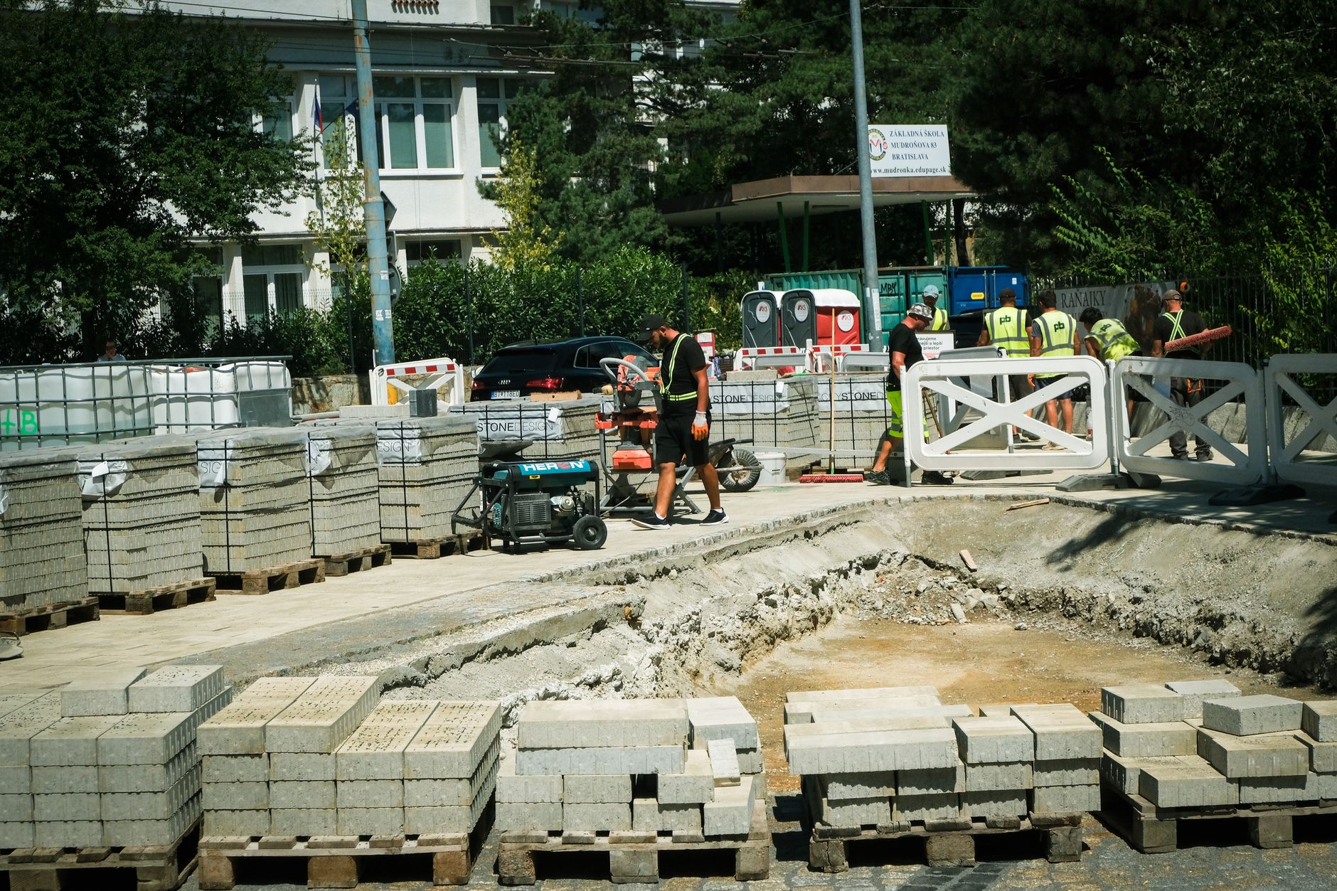 Situația actuală a infrastructurii rutiere în Târgu Jiu: Proiecte și provocări la început de vară 2026