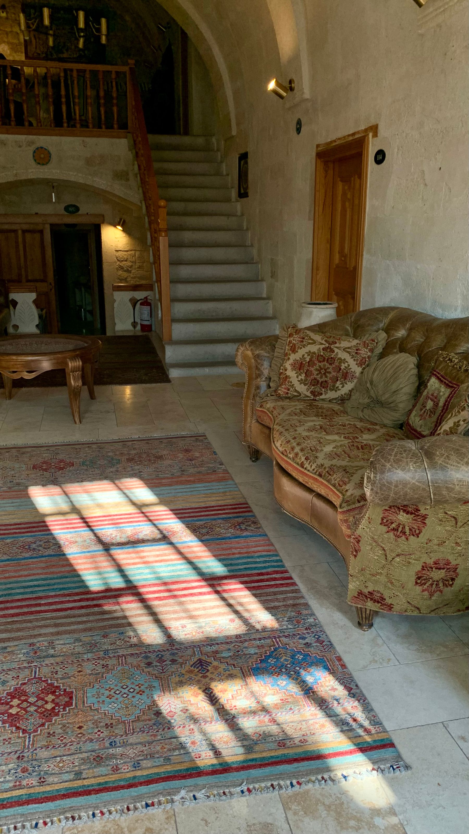 Traditional handcrafted rug loom