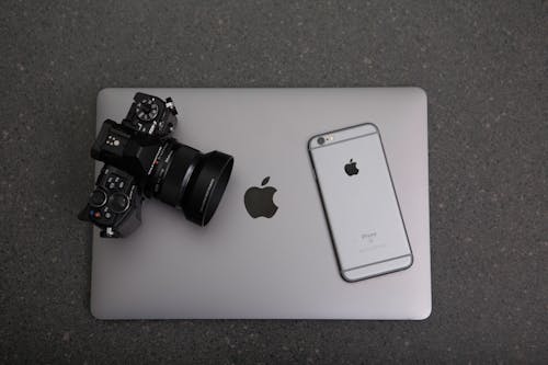 Free Close-up of Camera over Black Background Stock Photo