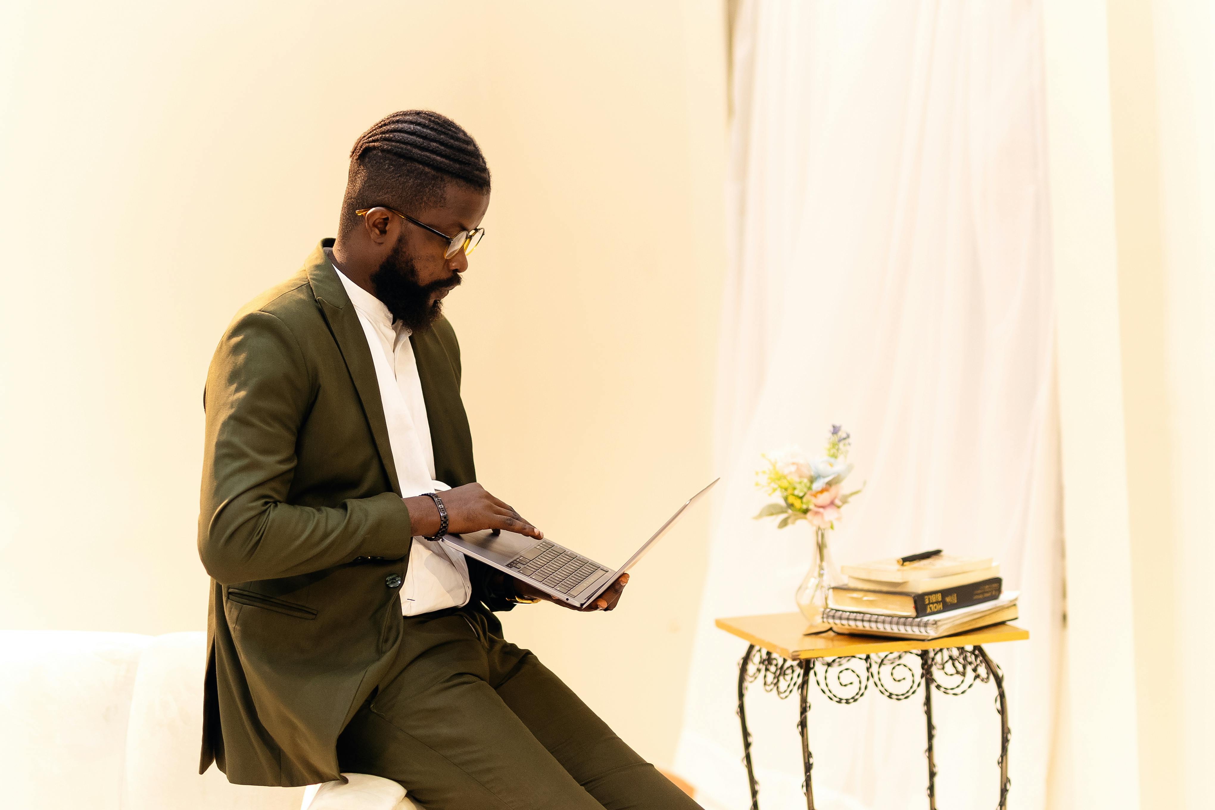 Oil prices rise after the US says it would block Iranian ports starting Monday