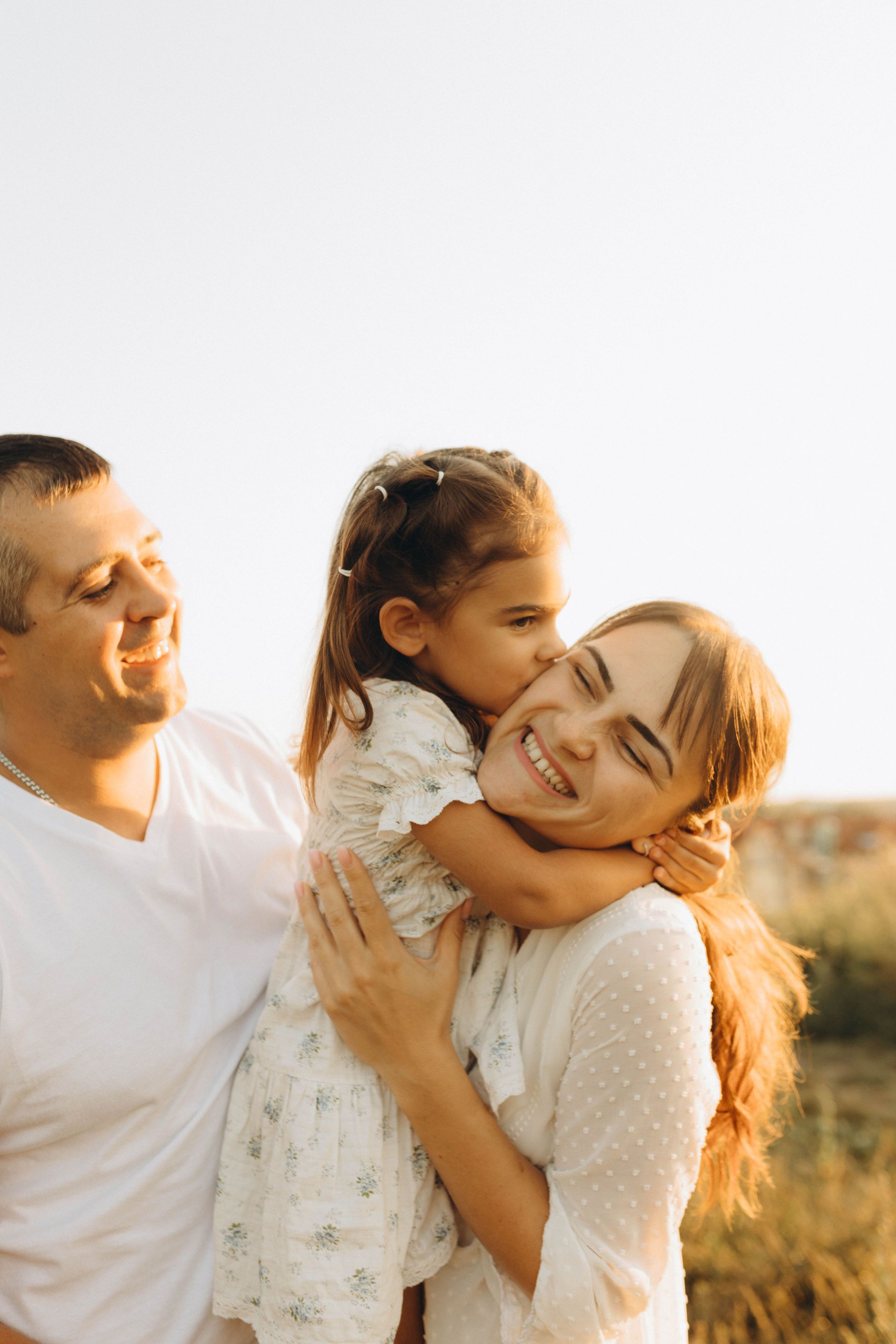 single parent dating latin women