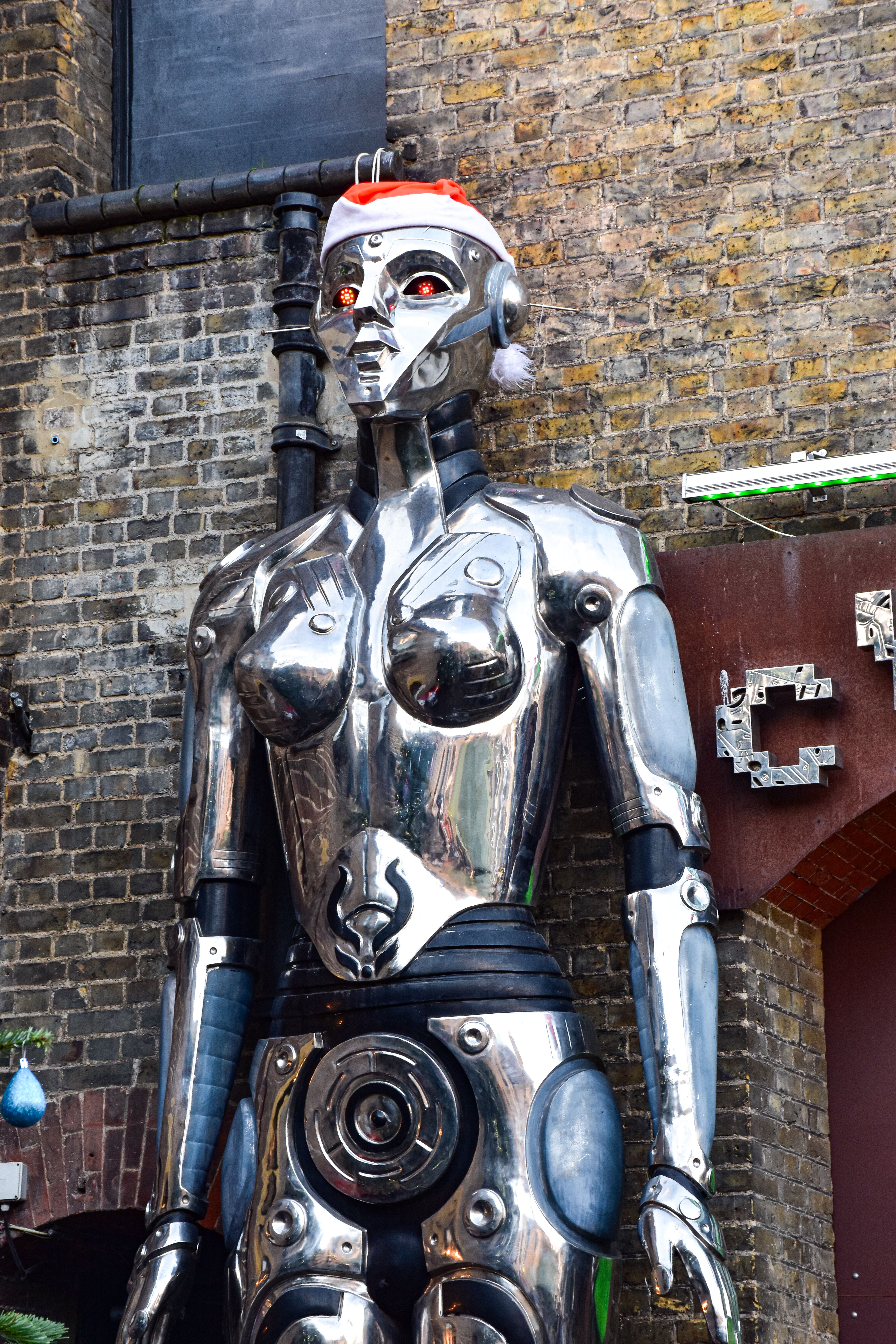 Futuristic Robot Statue in Camden Market London · Free Stock Photo