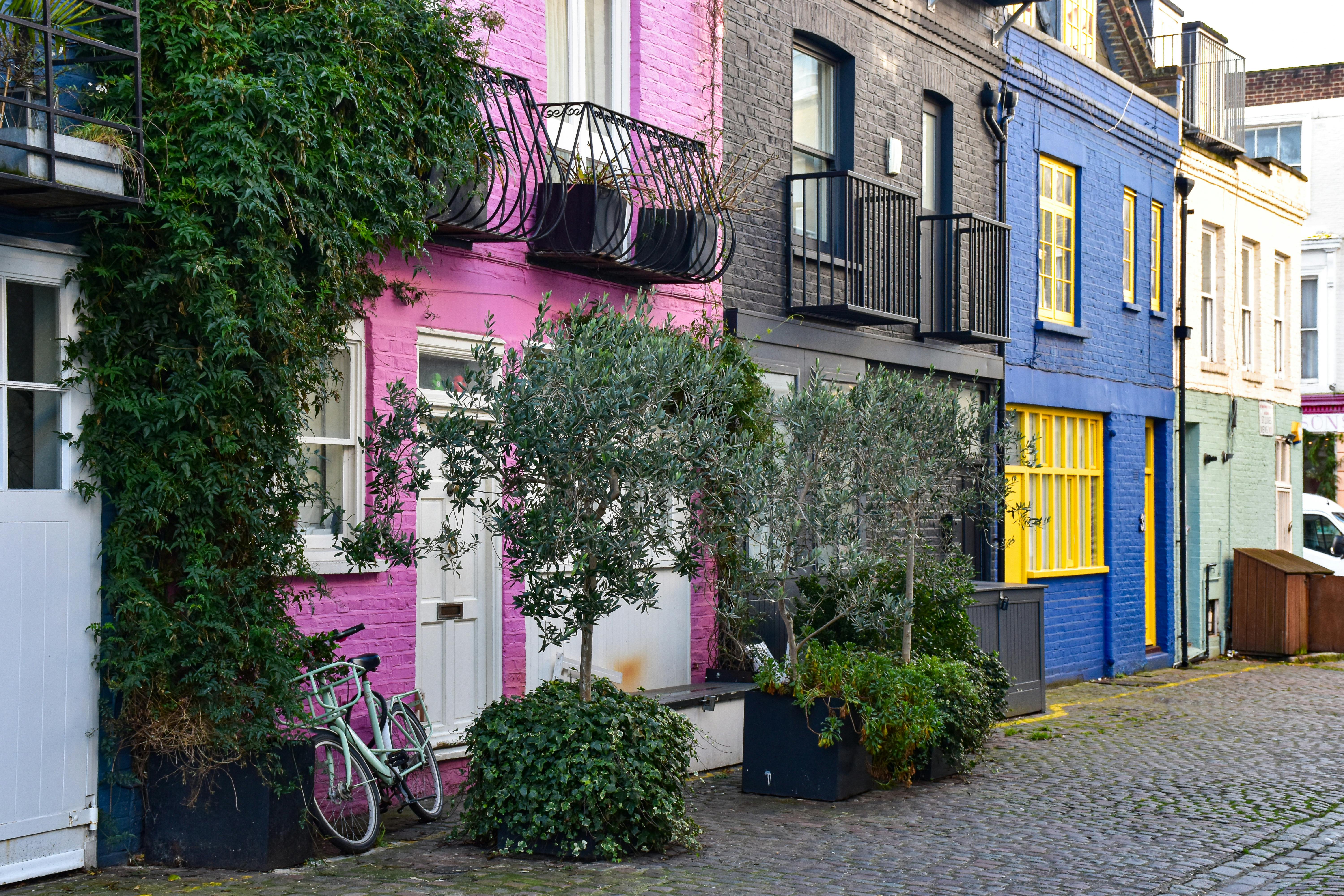 Fixed mortgage rates follow falling oil prices — Photo by AXP Photography on Pexels