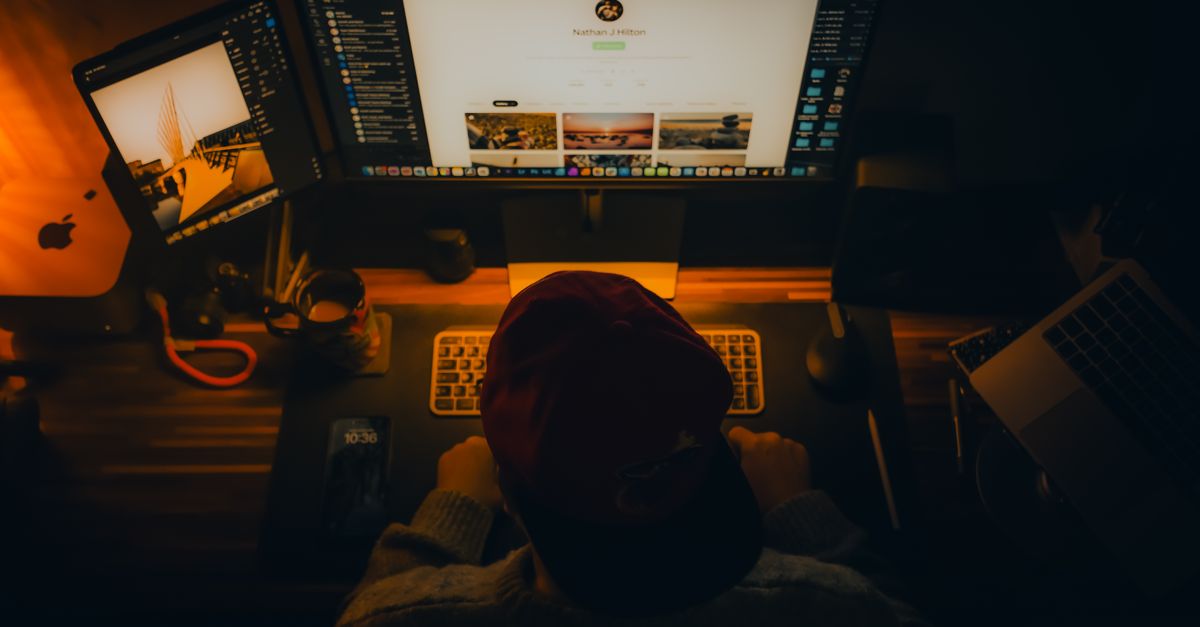 Floating : Guide CSS et Techniques 2025
