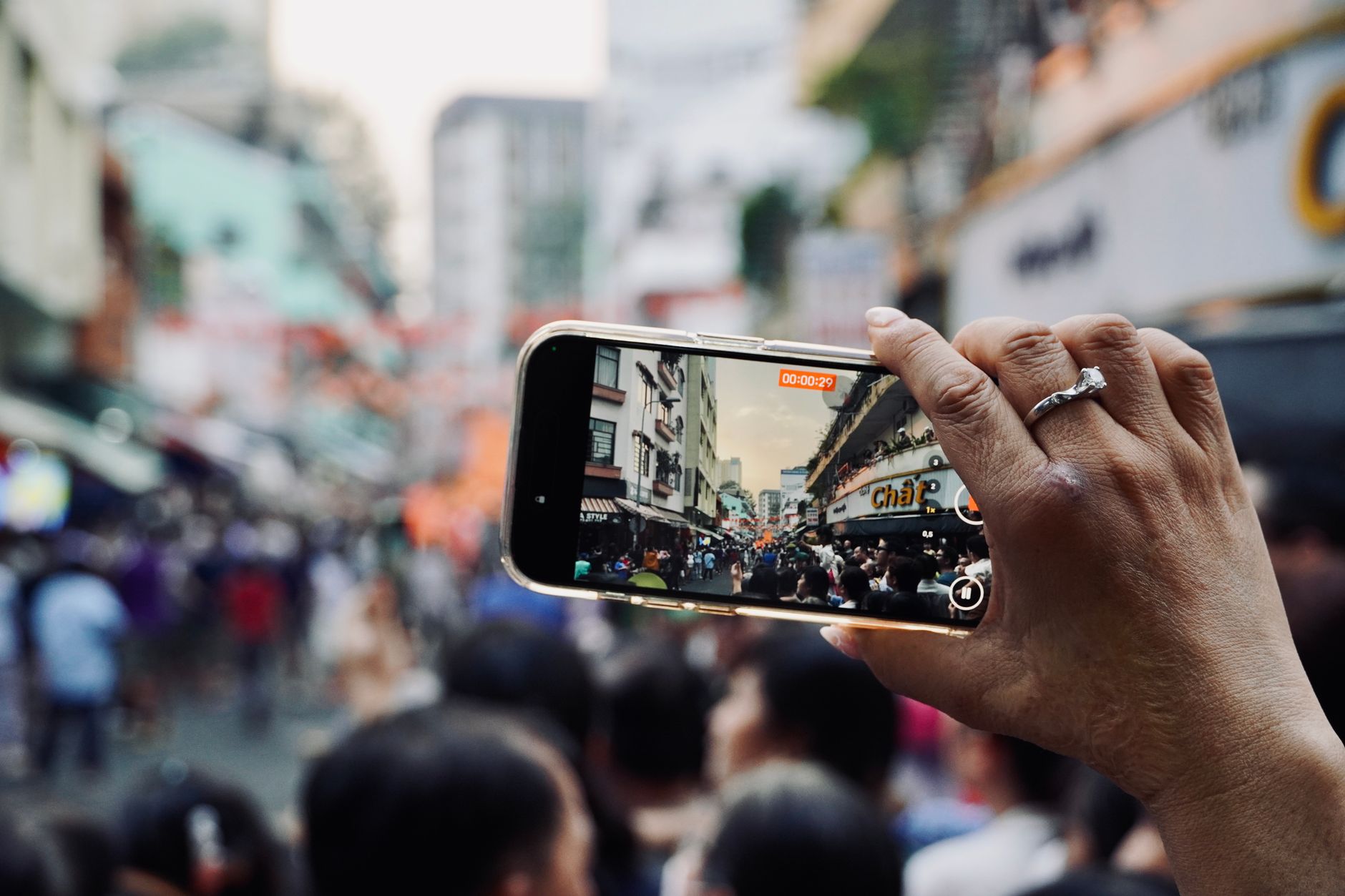 Geofencing Marketing - Harnessing Its Power for Local Campaigns - The Complete Guide
