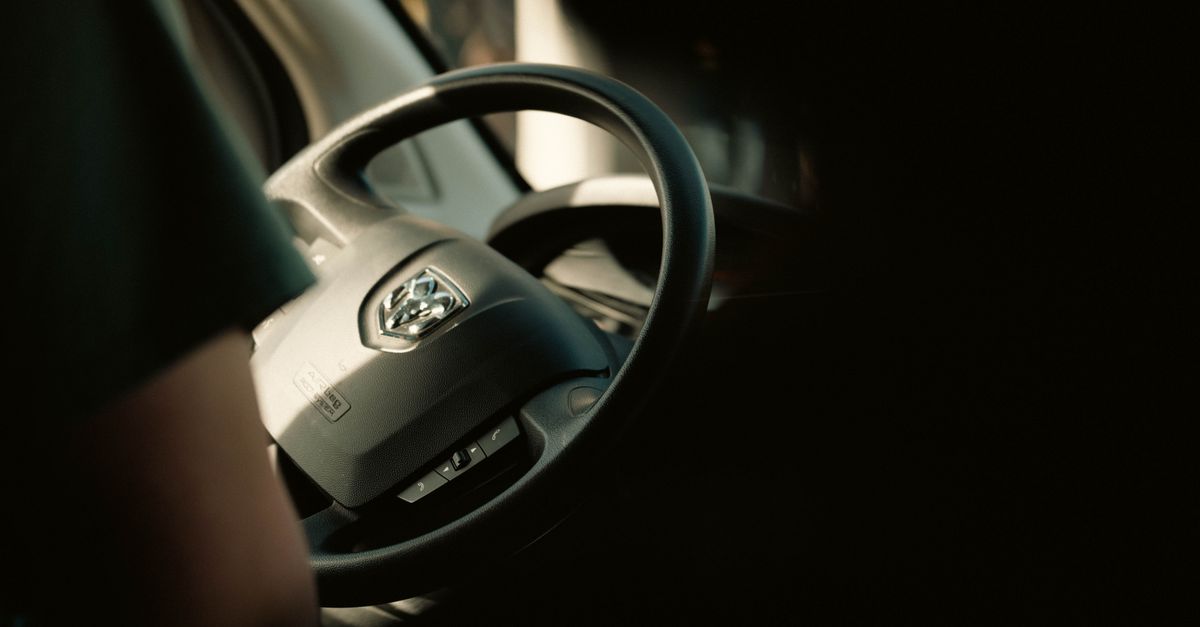 Comment le réglage du volant peut améliorer votre vitesse