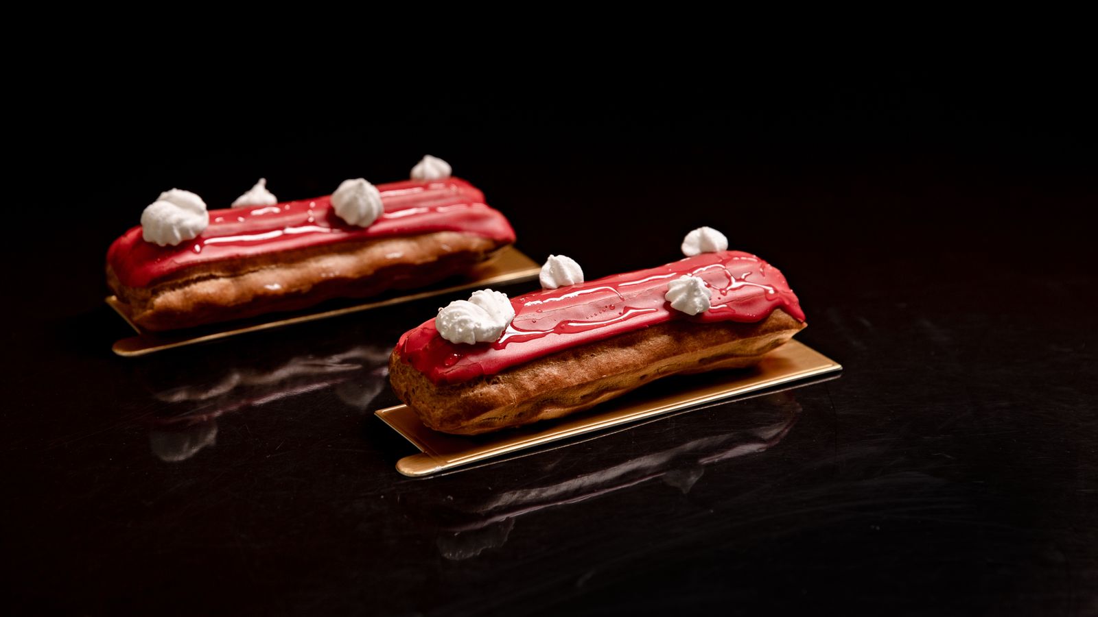 Choux Crew - Elegance of Éclair & Choux Styling