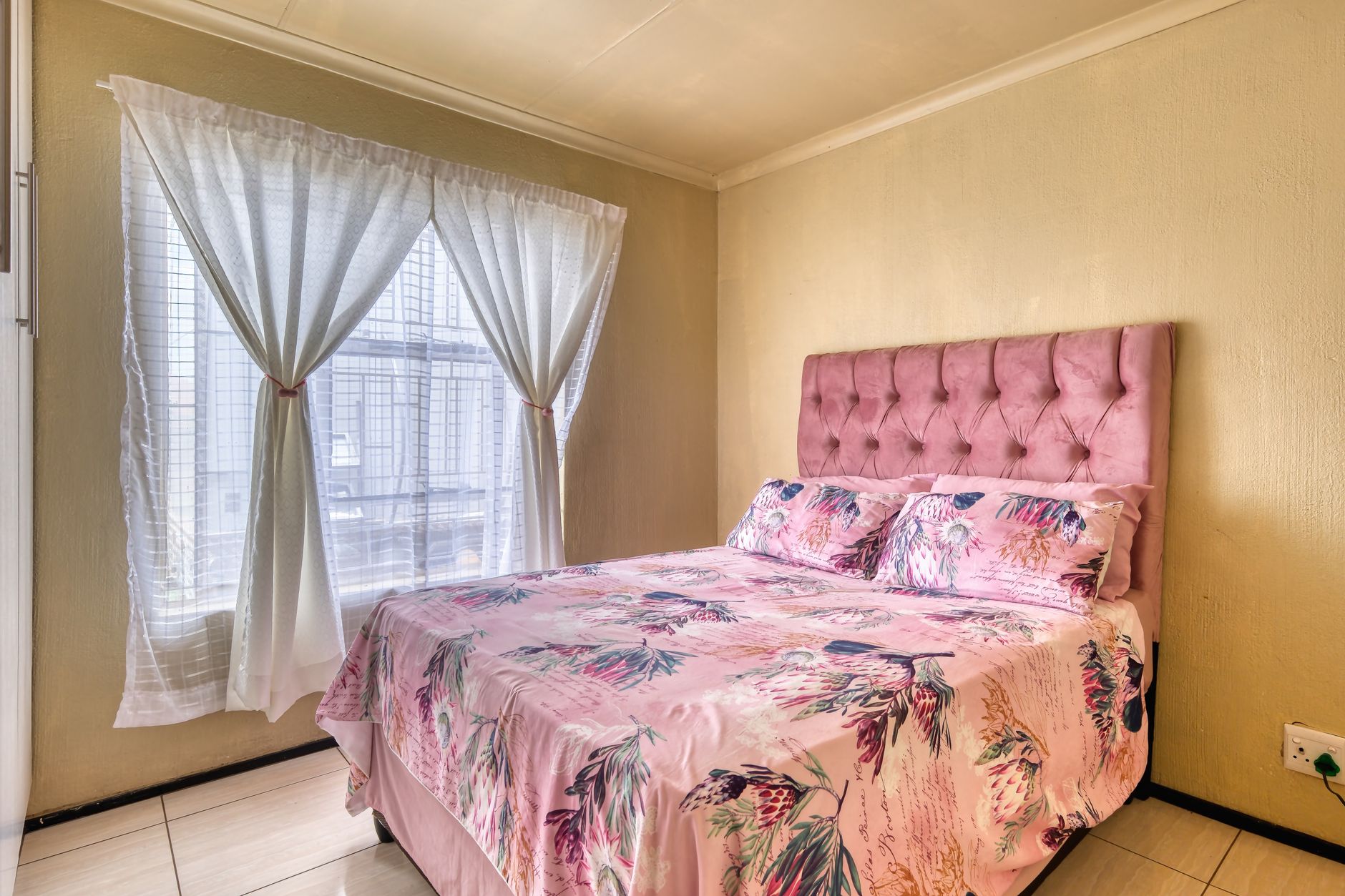 Unlock 3 Bedroom Home Rentals Today! Unlock 3 Bedroom Home Rentals Today!