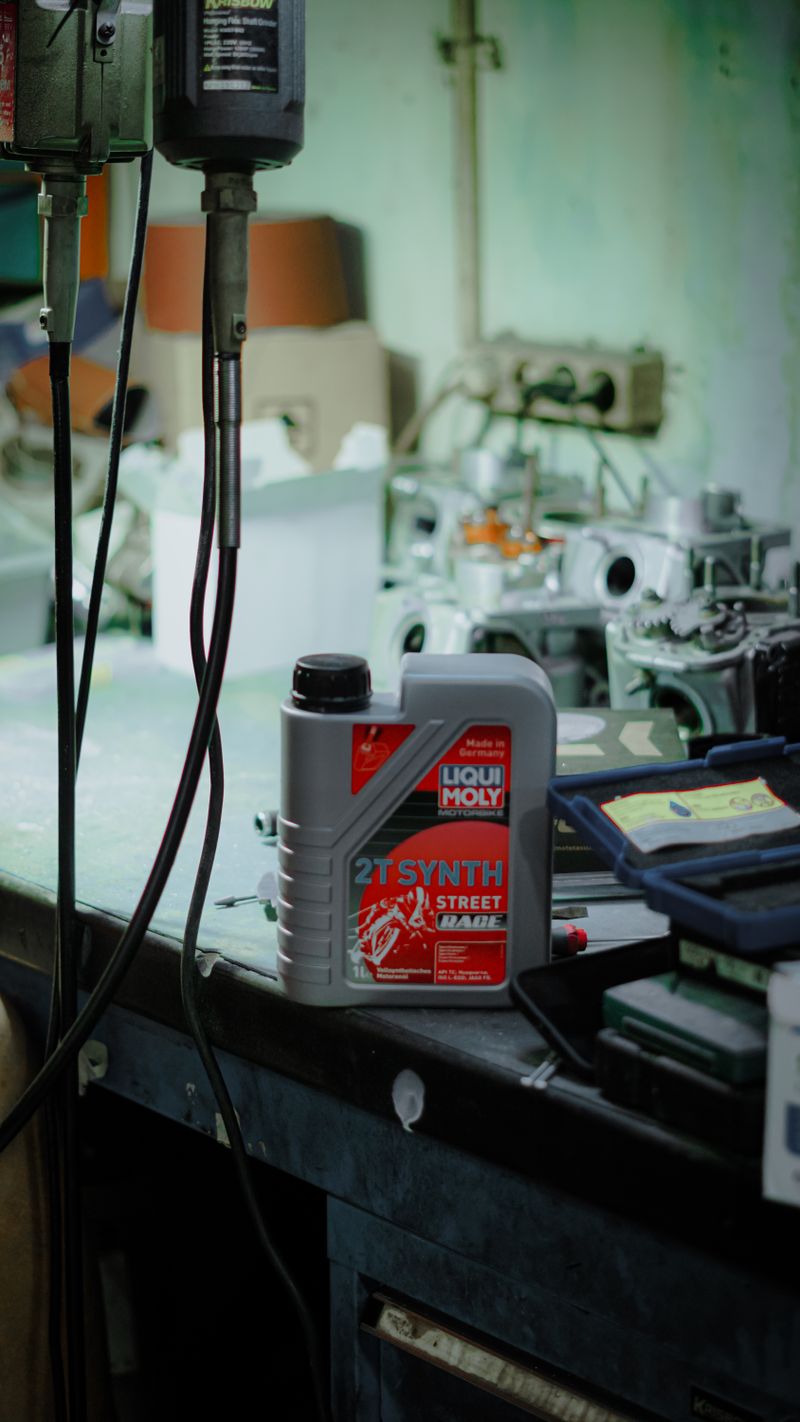 Aceite de motor 4T 10W-40 (1L)
