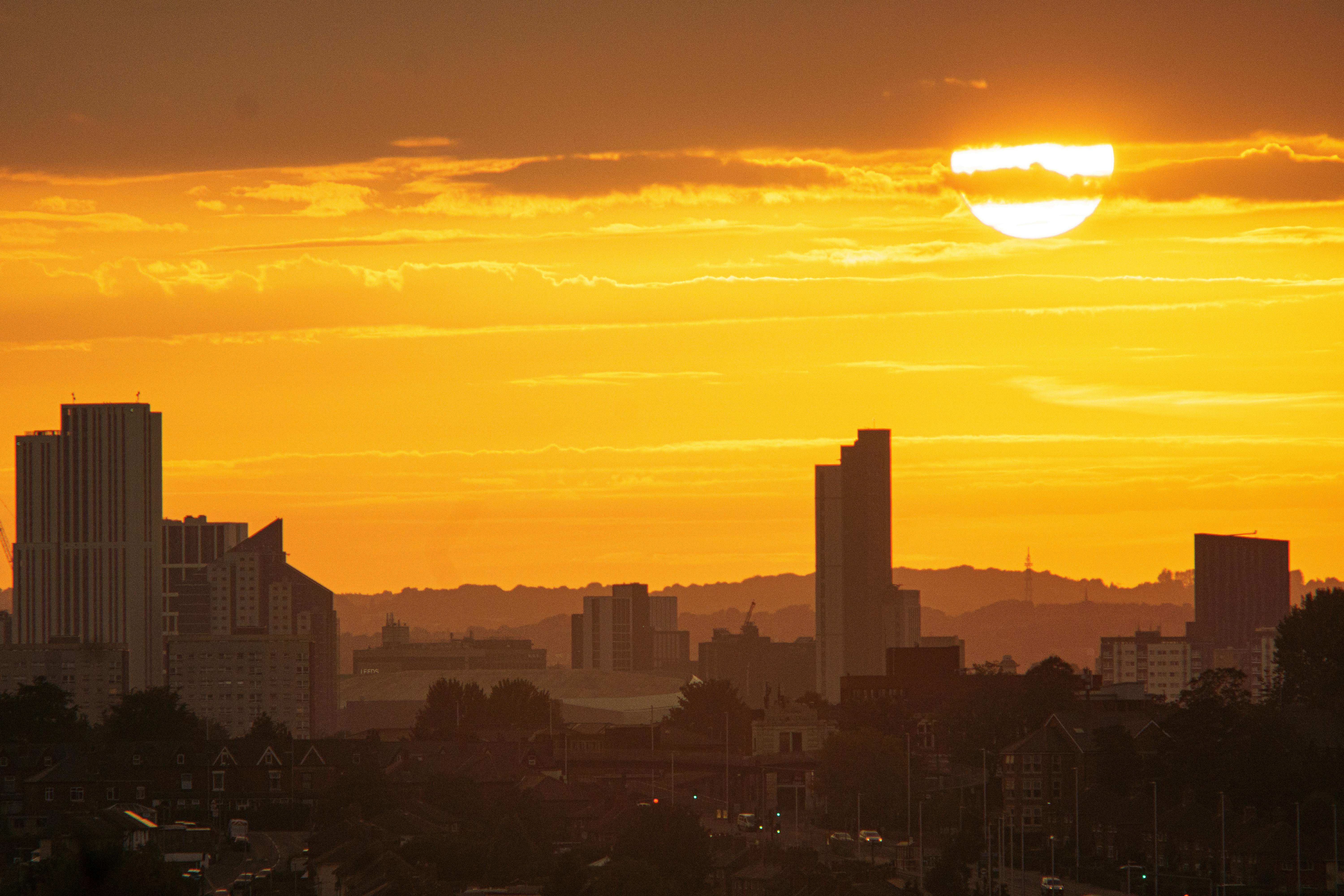 Stunning Leeds City Sunset Skyline Free Stock Photo stunning-leeds-city-sunset-skyline-free-stock-photo