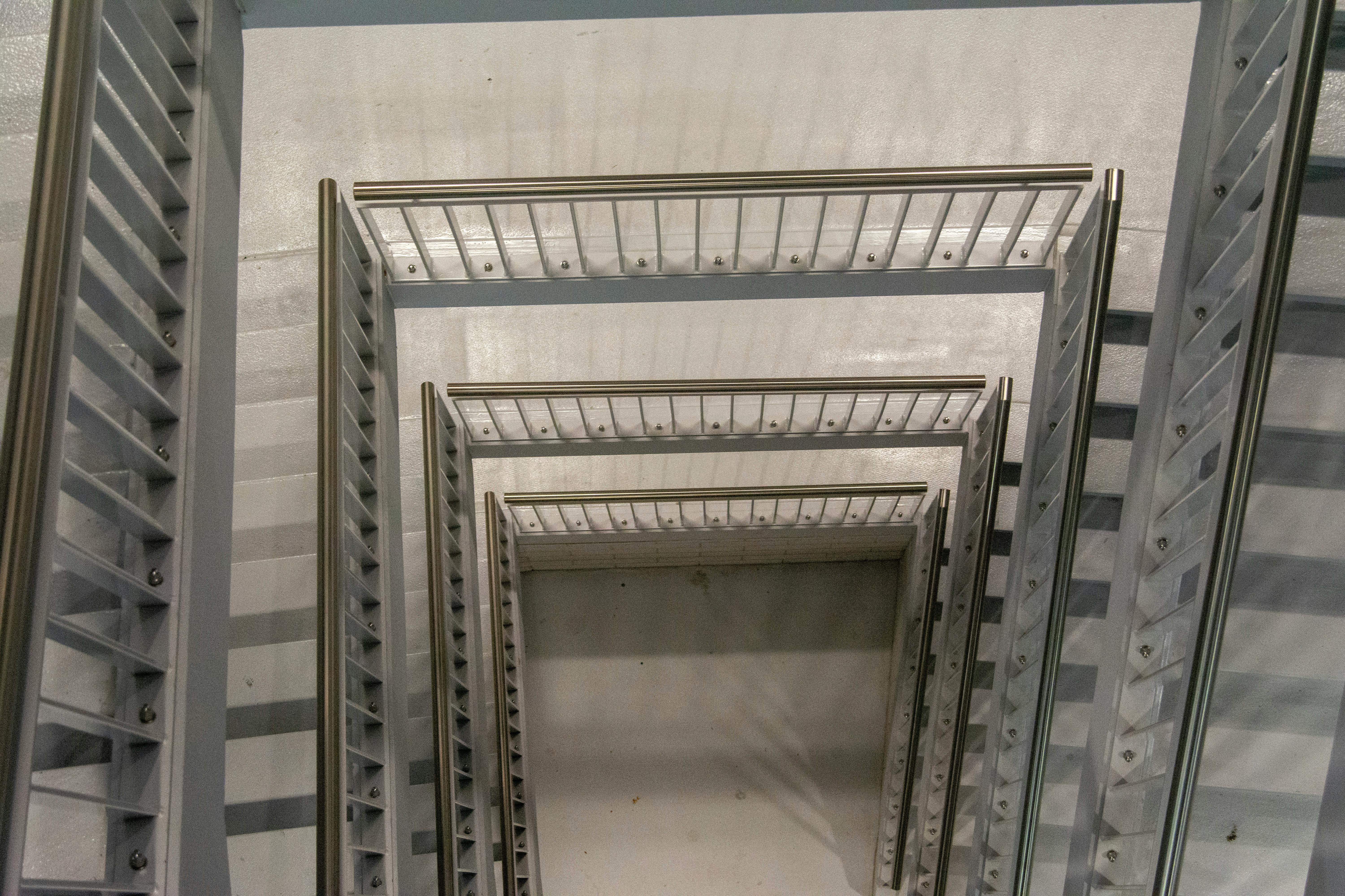 Escalera metálica moderna herrería a medida