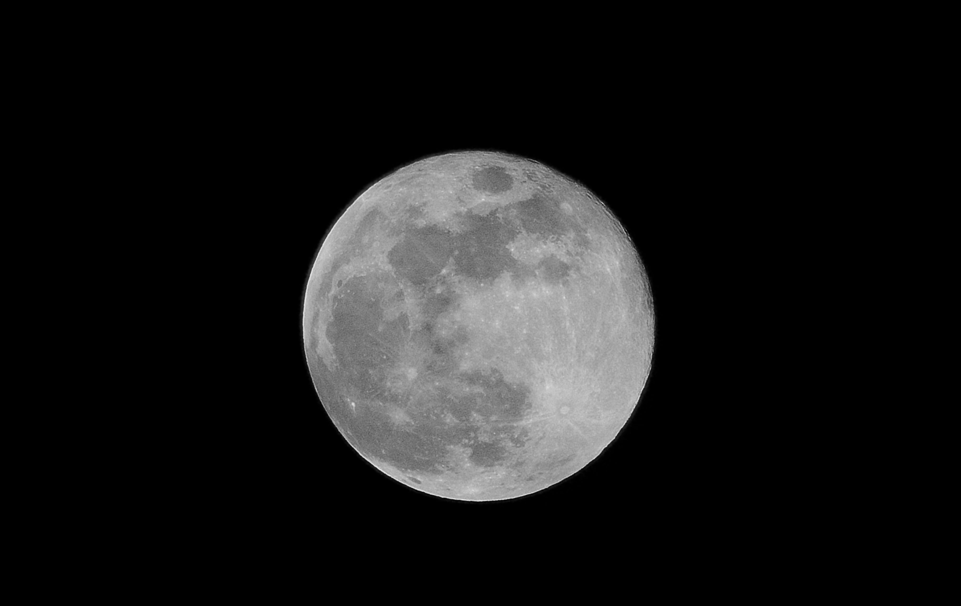 Full Moon Against Black Night Sky · Free Stock Photo