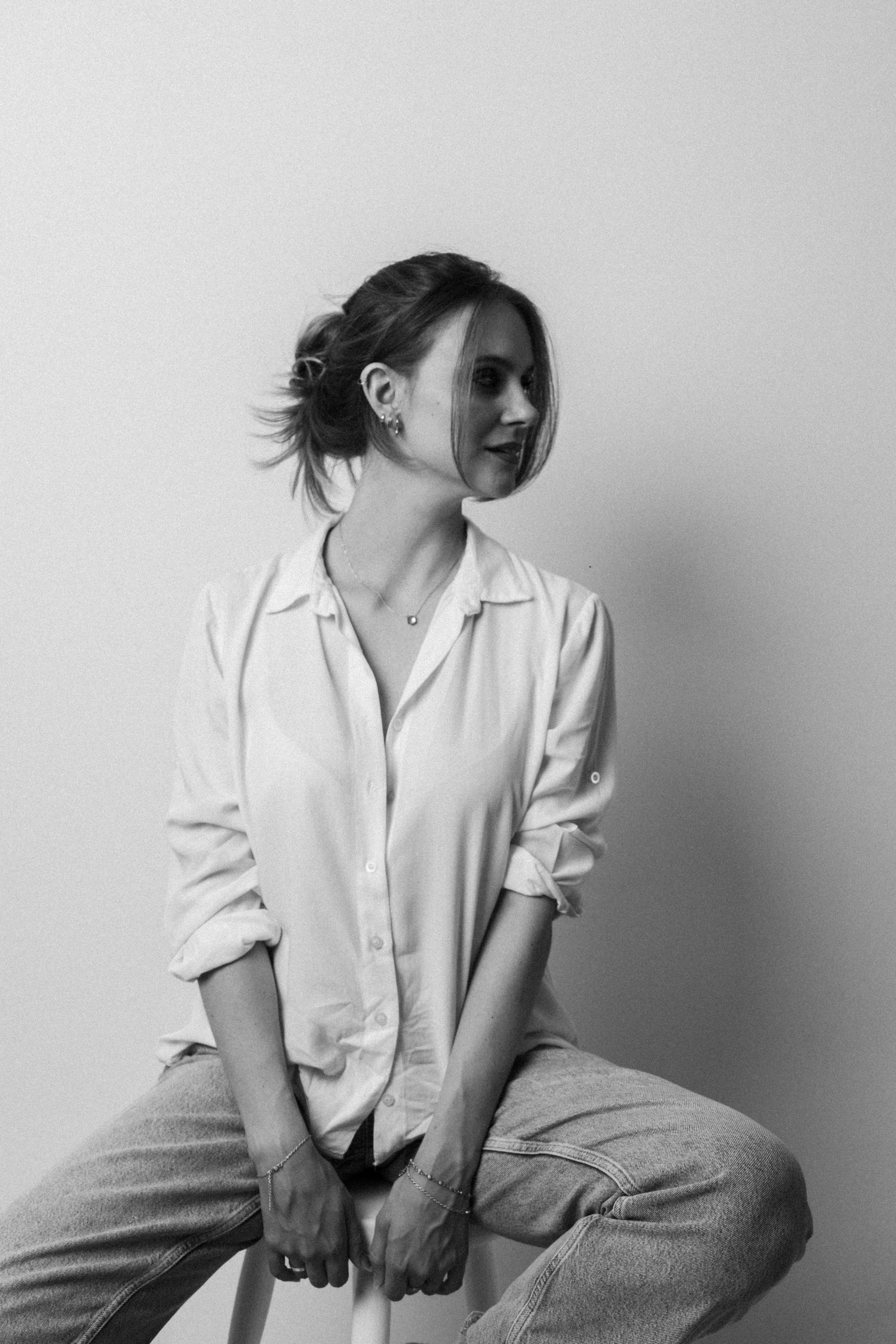 Elegant Black and White Portrait of a Woman · Free Stock Photo