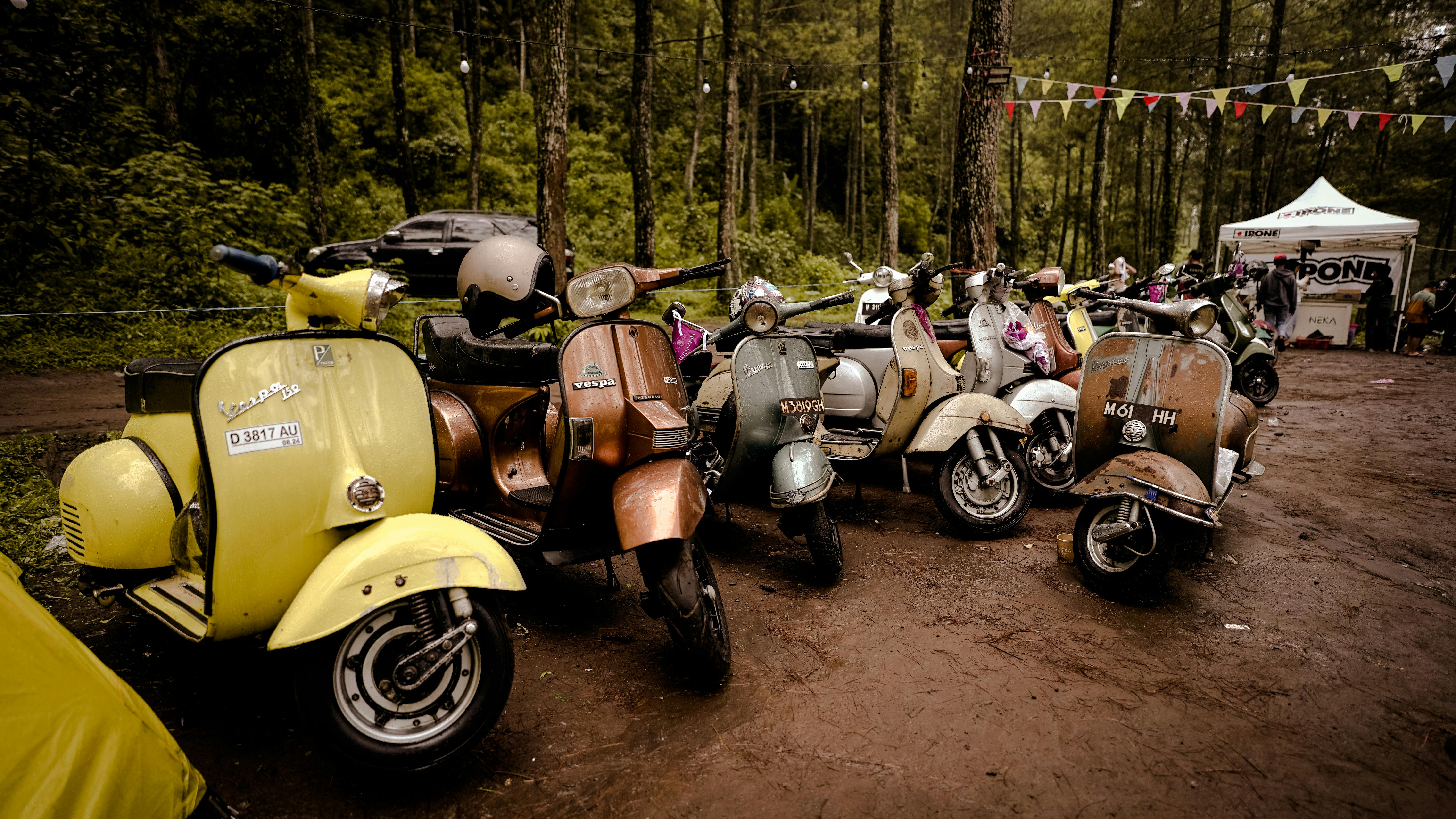 ContiScoot: over 30 Tire Sizes for Urban Mobility and Everyday Commuting — Photo by setengah lima sore on Pexels
