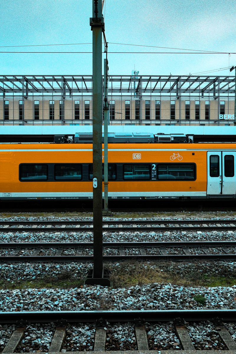 Deutsche Bahn Zug am Münchner Bahnhof