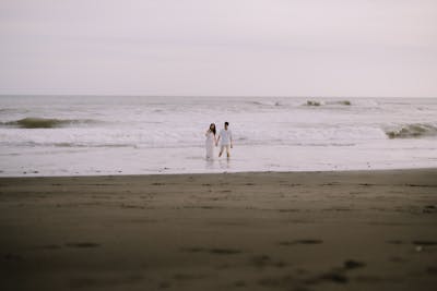 Nude Beach Walking Photos, Download The BEST Free Nude Beach Walking