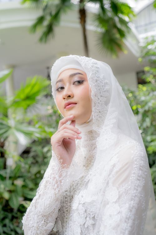 vintage long sleeve wedding dresses Long Sleeve Vintage Lace Wedding Dresses Modest V Neck Wedding Gown AWD1452