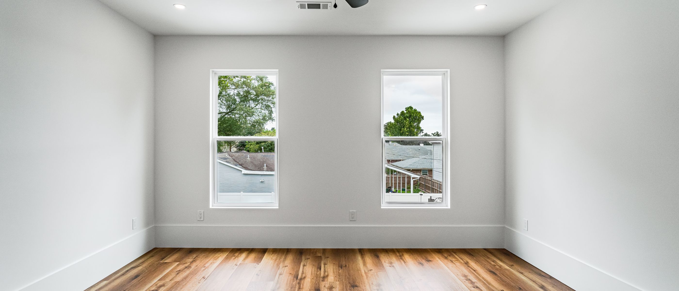 End of Tenancy Decorating in Old Chiswick — walls rolled to an even, flat finish
