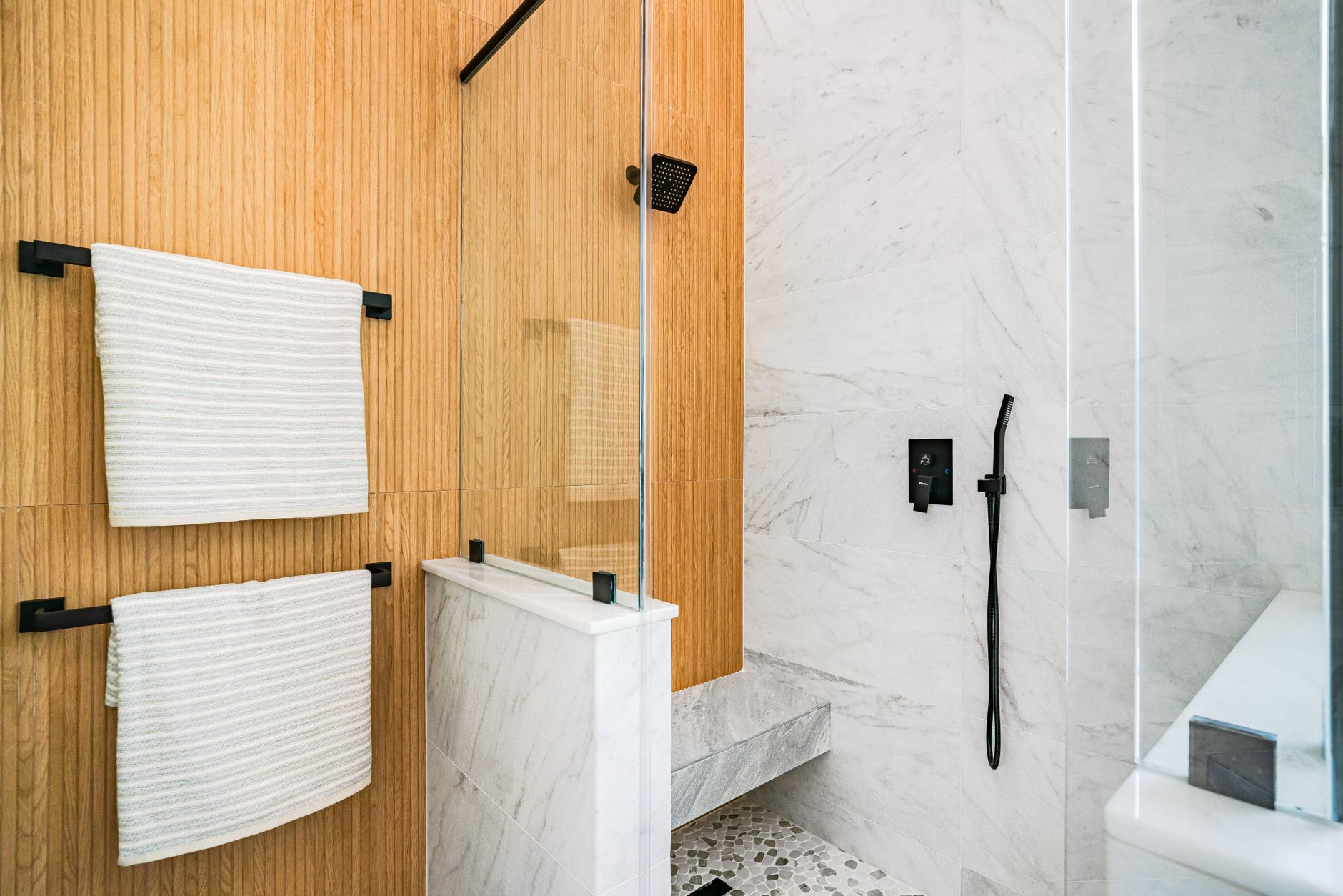 Eucalyptus in Your Shower: A Refreshing Spa Experience at Home?