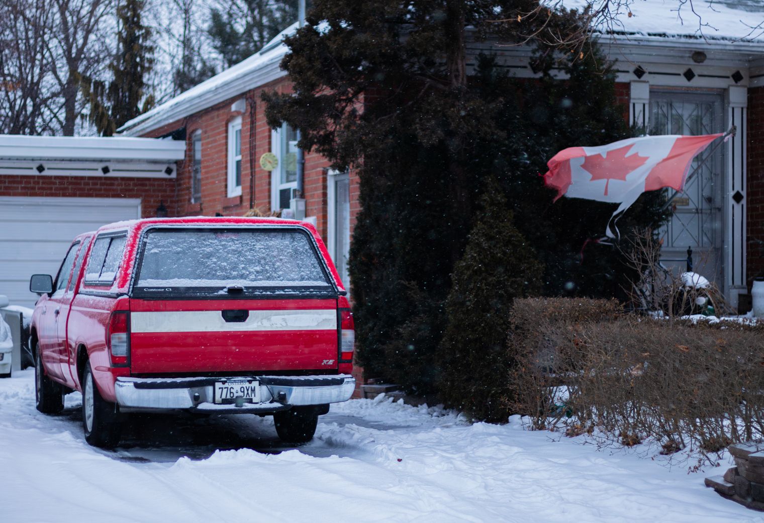 Abermule — professional movers carrying furniture on a house move
