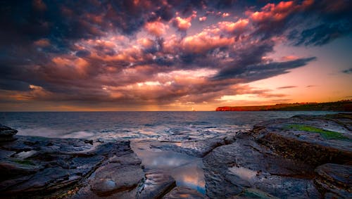 Seashore Durante Il Tramonto