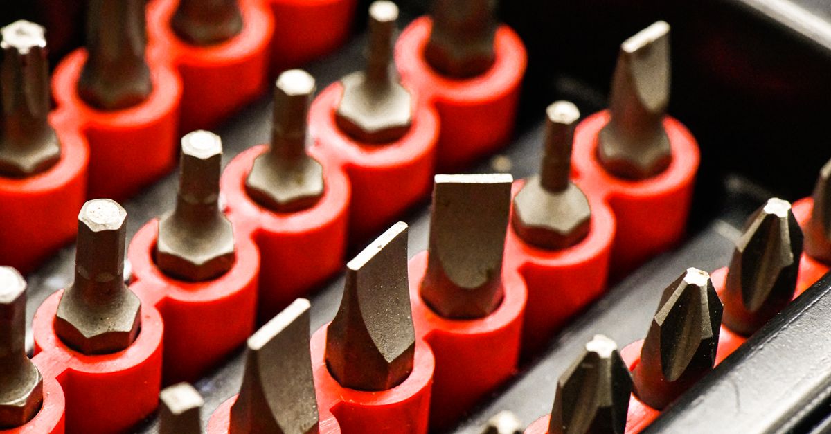 What Tools Do EverBee Stores Use to Cut Shipping-Related Support Emails?