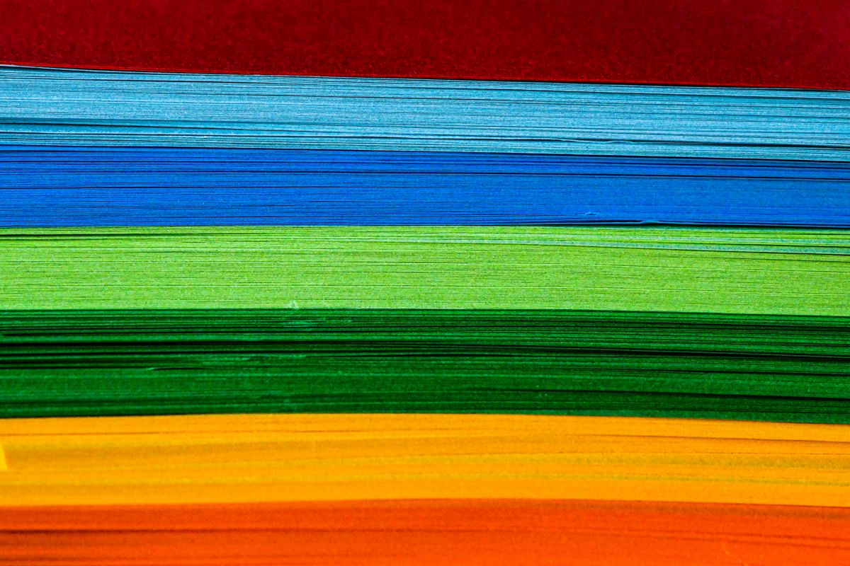Texturen-Layering-Trend 2026 erklärt: 4 Profi-Tipps für Tiefe + Wärme — Stil-Variante