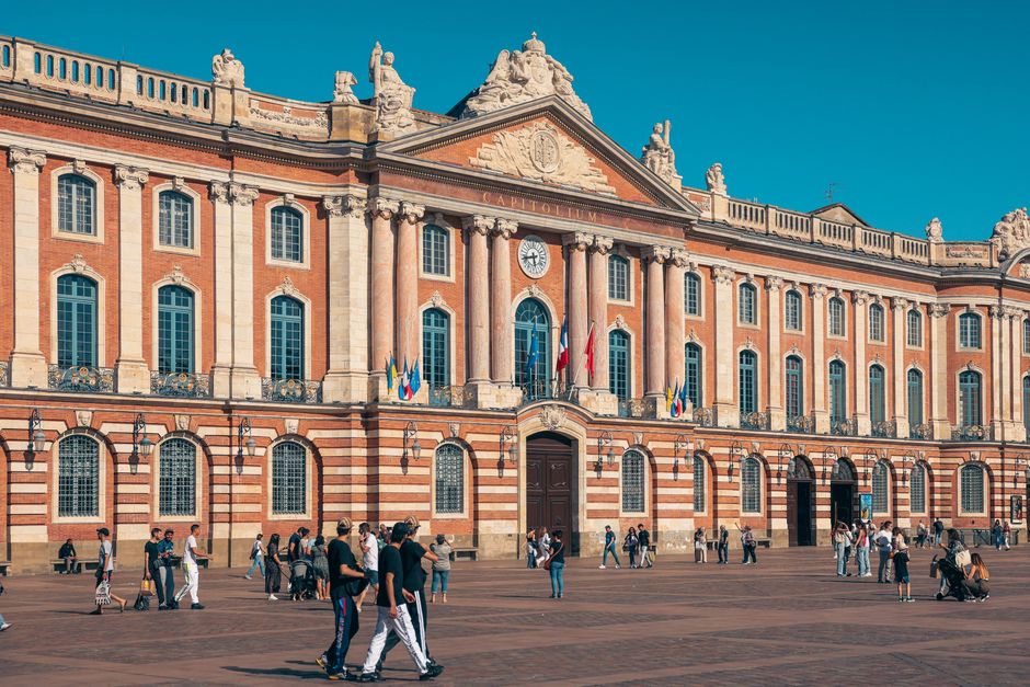 Avantages et Inconvénients de Toulouse : Guide Complet 2026