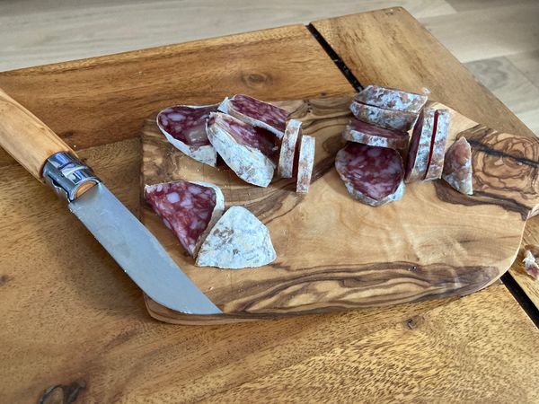Bois et saucisson