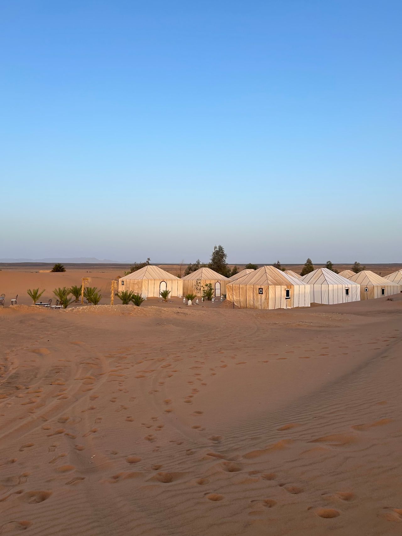 Camp dans le désert d'Agafay