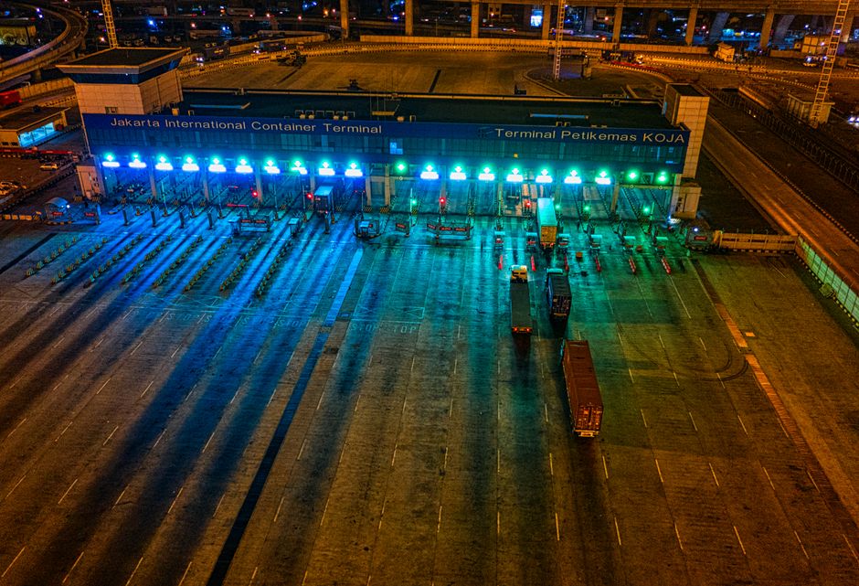 highway construction india, modern infrastructure drone shot, container port logistics
