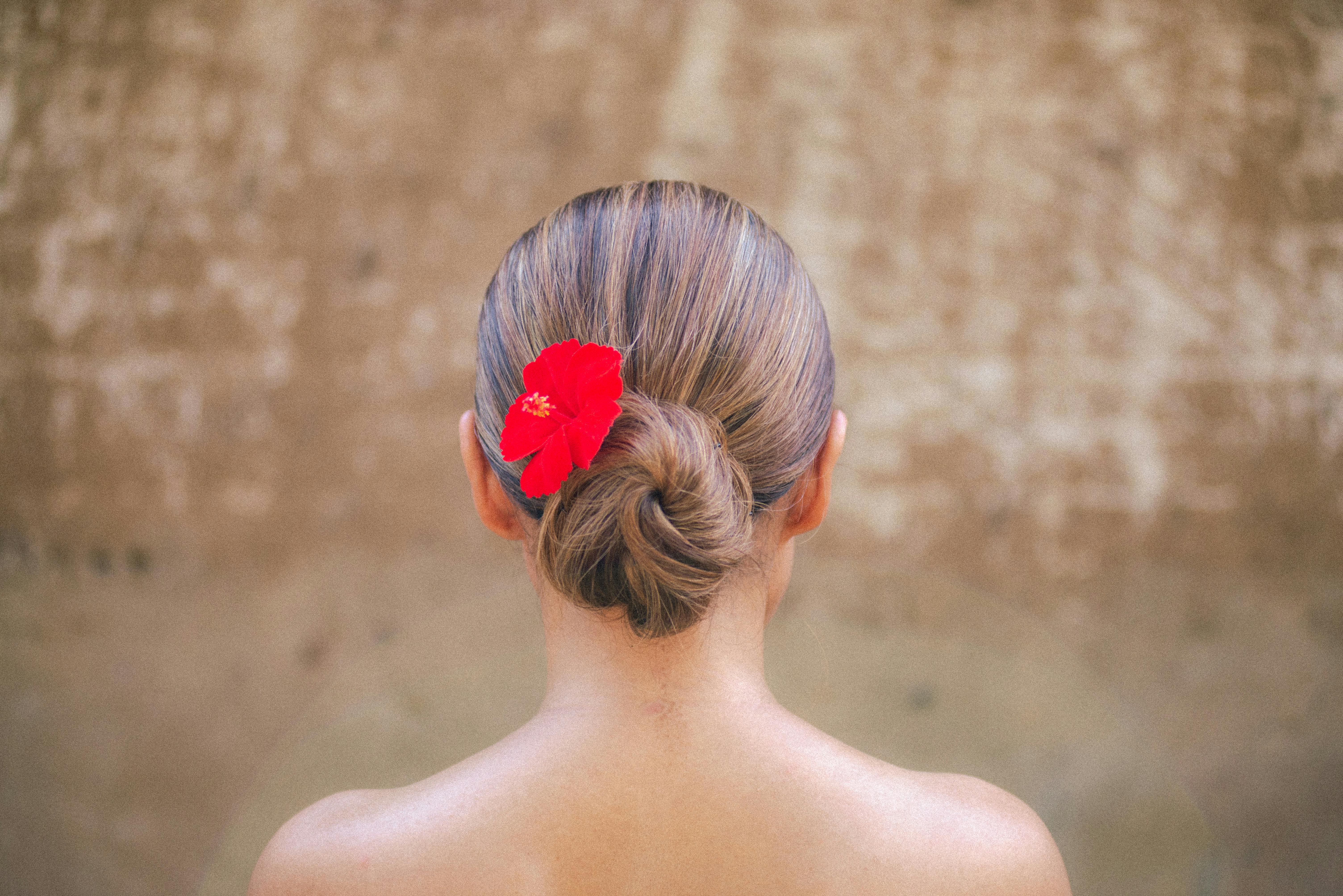 Hibisco para cabello: beneficios y usos