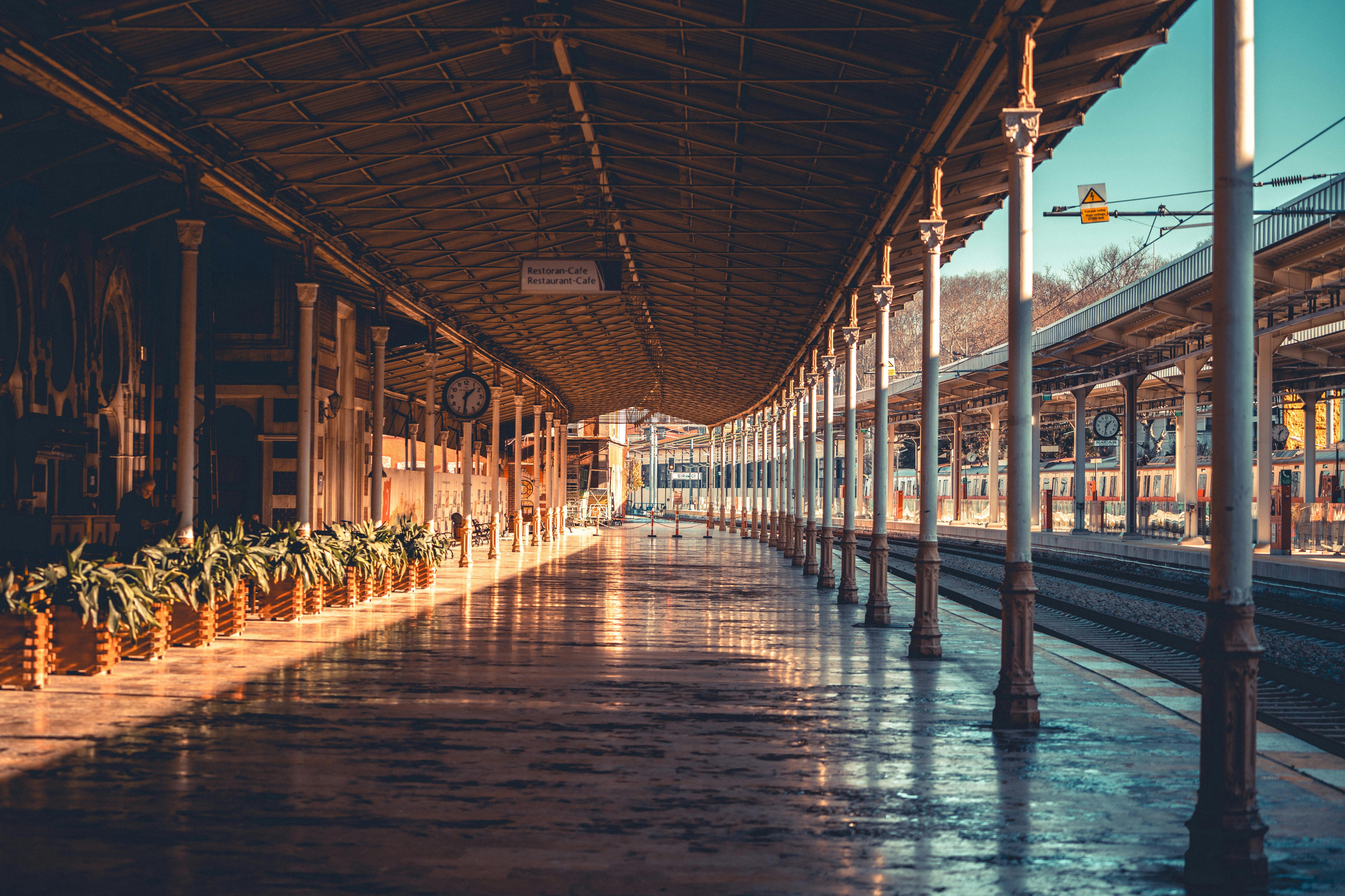 fitment architecture MMY platform — Photo by Gökhan Çınar on Pexels