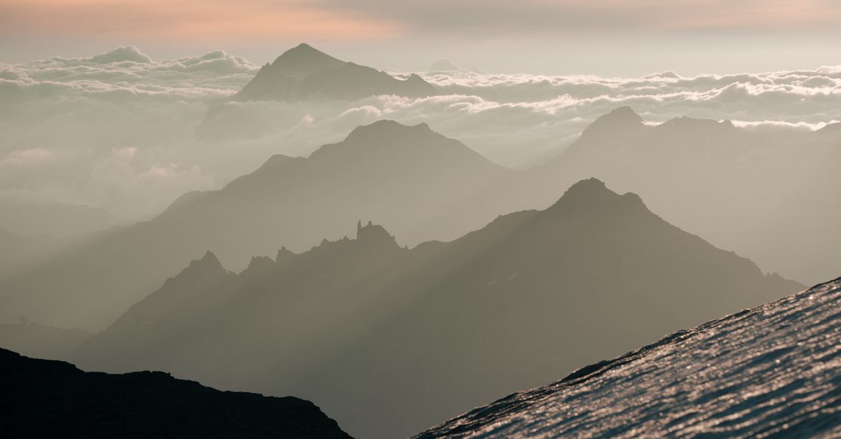 Uttarakhand Trekking Packages 2026: Valley of Flowers, Kedarnath
