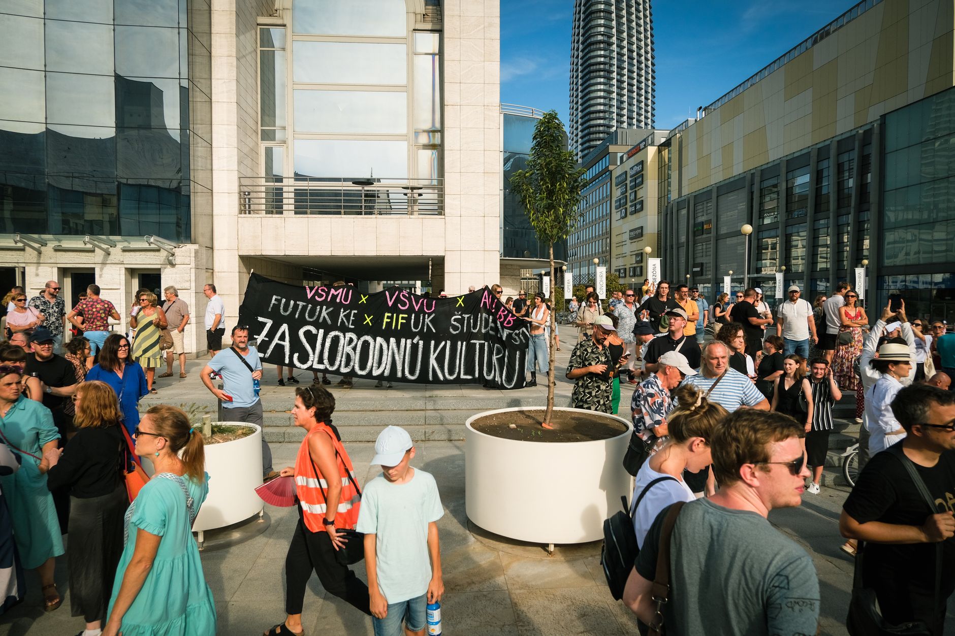 25 rokov po 11. septembri: Vdova Marian Fontana o smútku, povinnosti a živote, ktorý ide ďalej
