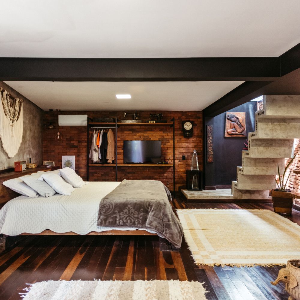 Wilmington — professional movers carrying furniture on a house move