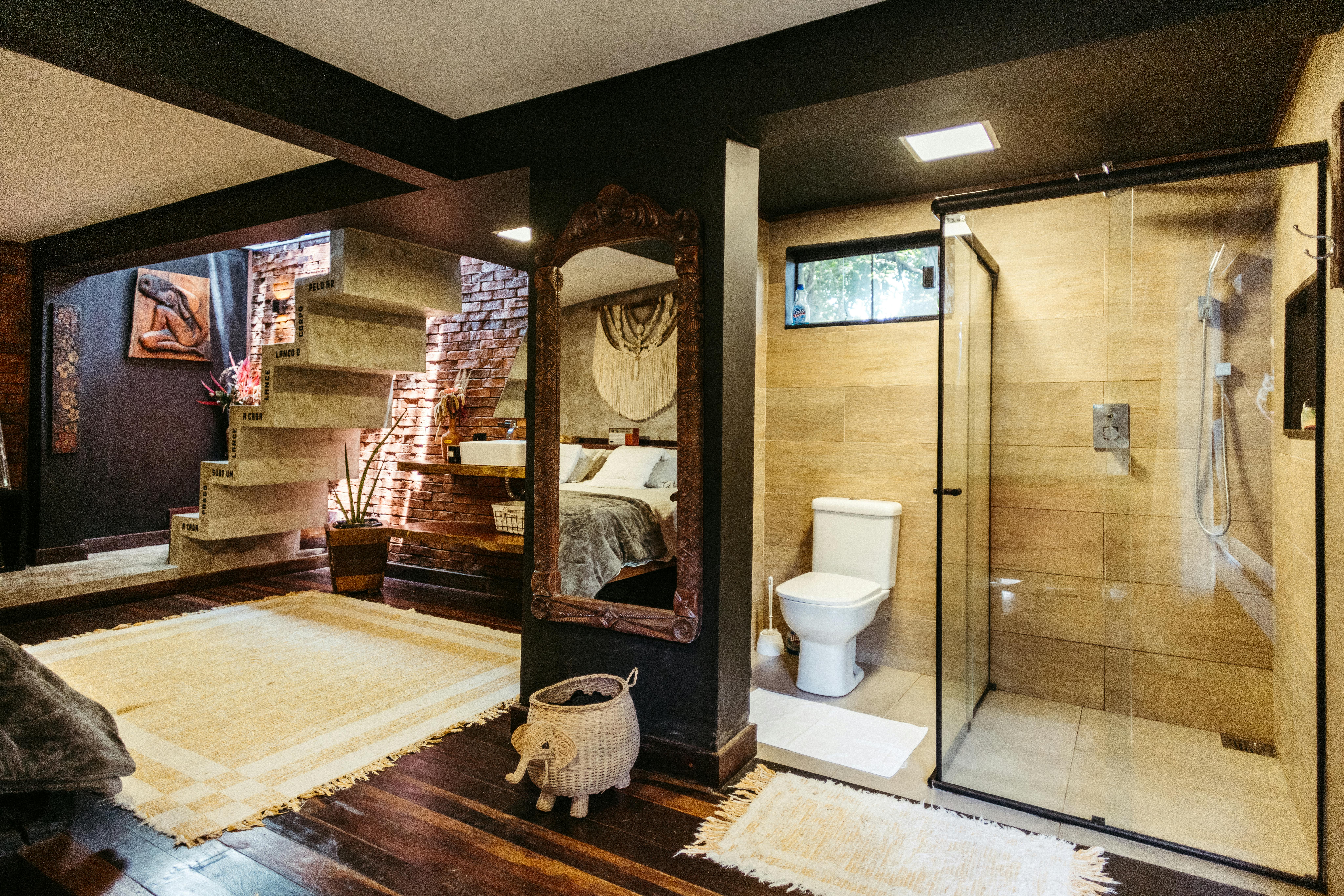 Cozy modern loft with rustic accents in Santa Teresa, Brazil, featuring unique architecture and design.