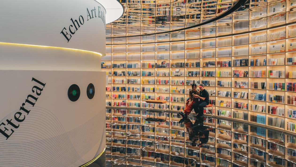 Library Reflection Modern Library Interior with Reflection in Shenzhen · Free Stock Photo