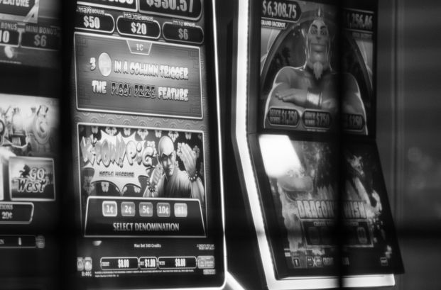 Online Casino: Spielautomaten und Live-Spiele im Überblick