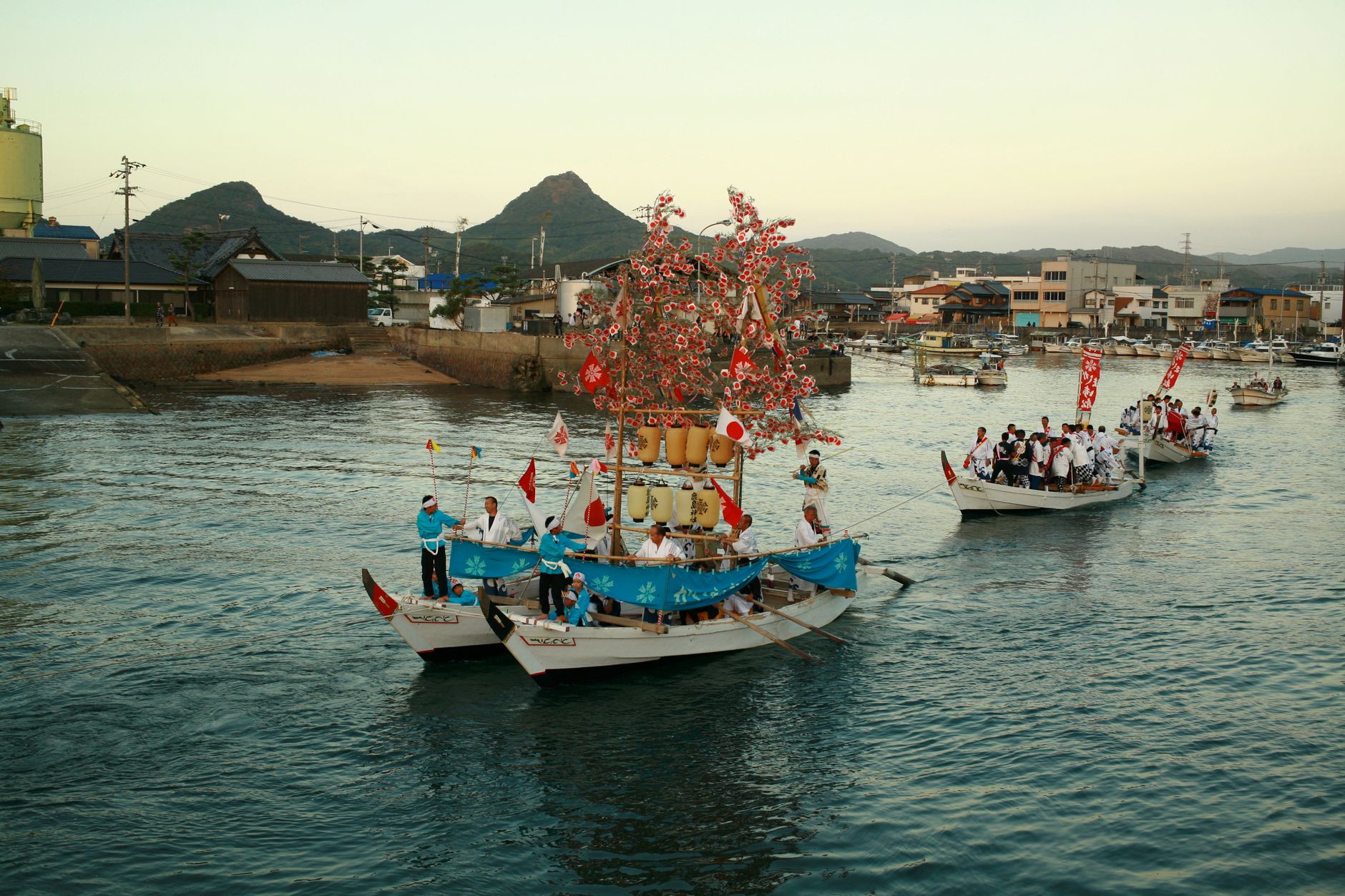 Festivalul Marinei continuă astăzi în Constanța cu concerte și evenimente culturale