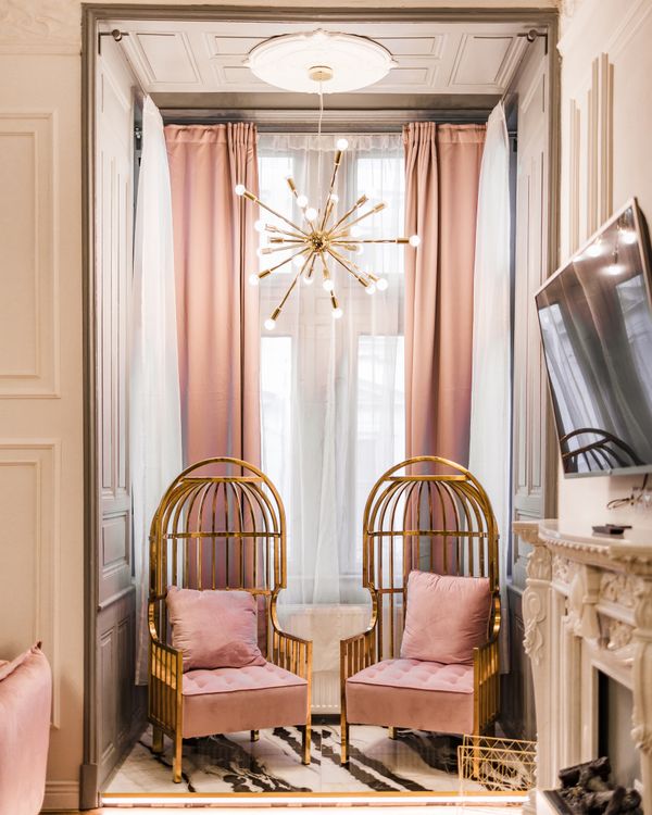 Luxurious Pink Velvet and Gold Accent Interior Design · Free Stock Photo